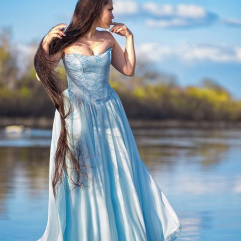 Золушка голубое, 600р