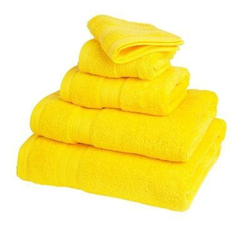 Лаконичный объект, представленный в съемке на белом фоне.