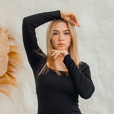 Алиса А | 17 лет 166 см 93_62_90