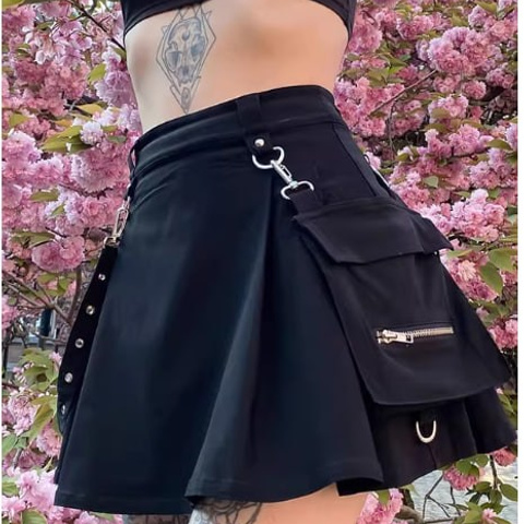 Чёрная юбка карго с карманом и карабином. Matador