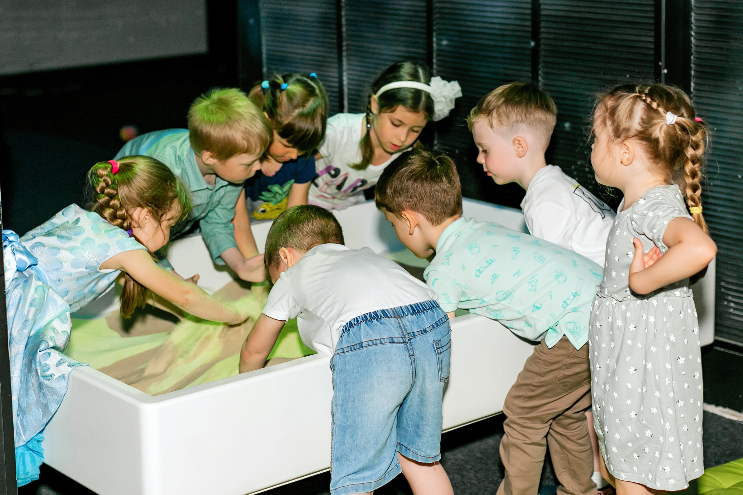 Детский День рождения в Футурамии. Детский и семейный фотограф в Екатеринбурге