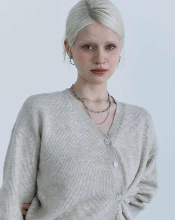 MODELS. MONSTERA MODELS