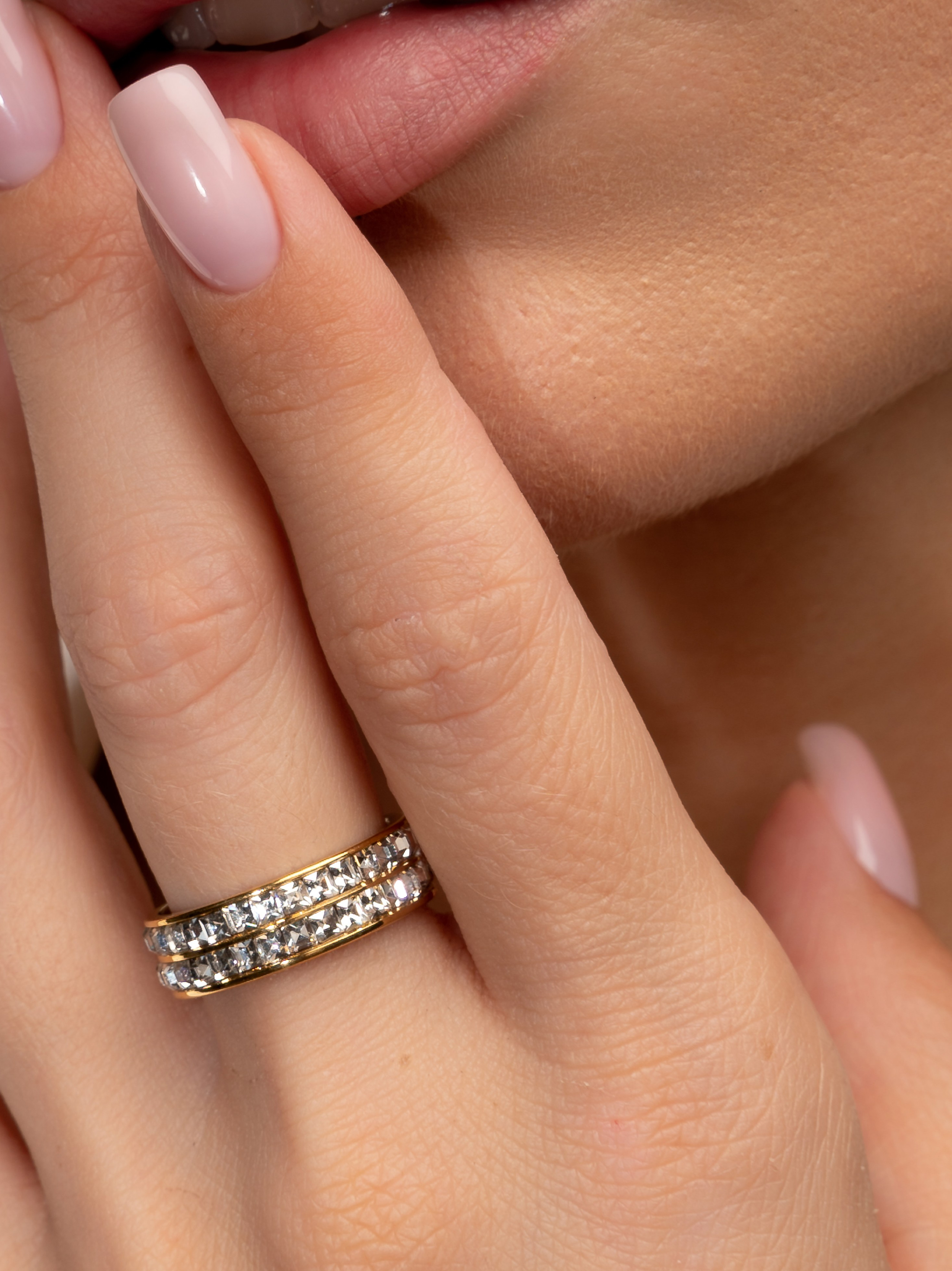 предметная съемка для маркетплейсов - бижутерия