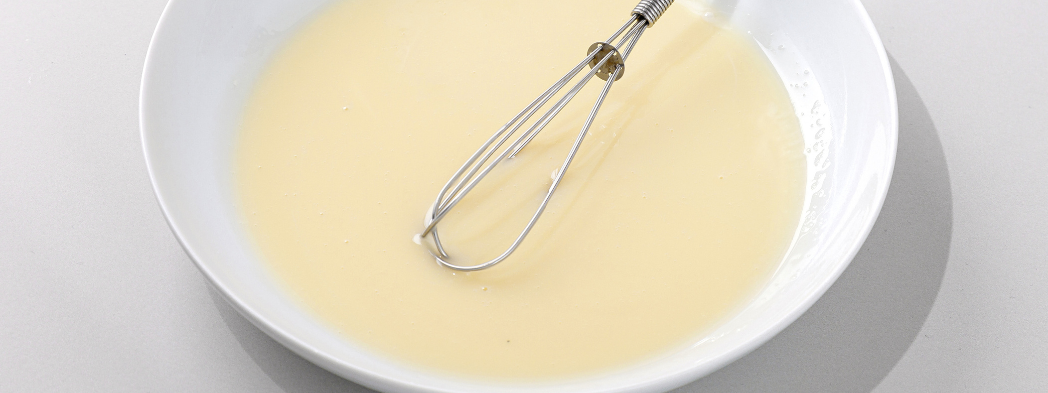 Шоколадная глазу для эклеров из шоколада и сливок