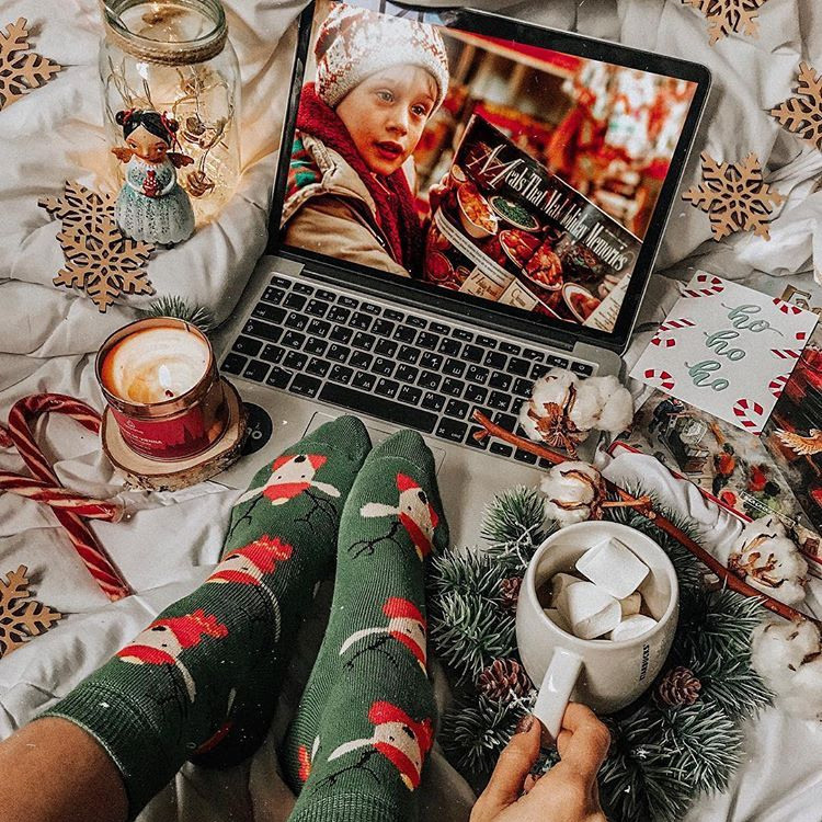 Смотреть монтаж на практике. Научиться монтировать на телефоне быстро.