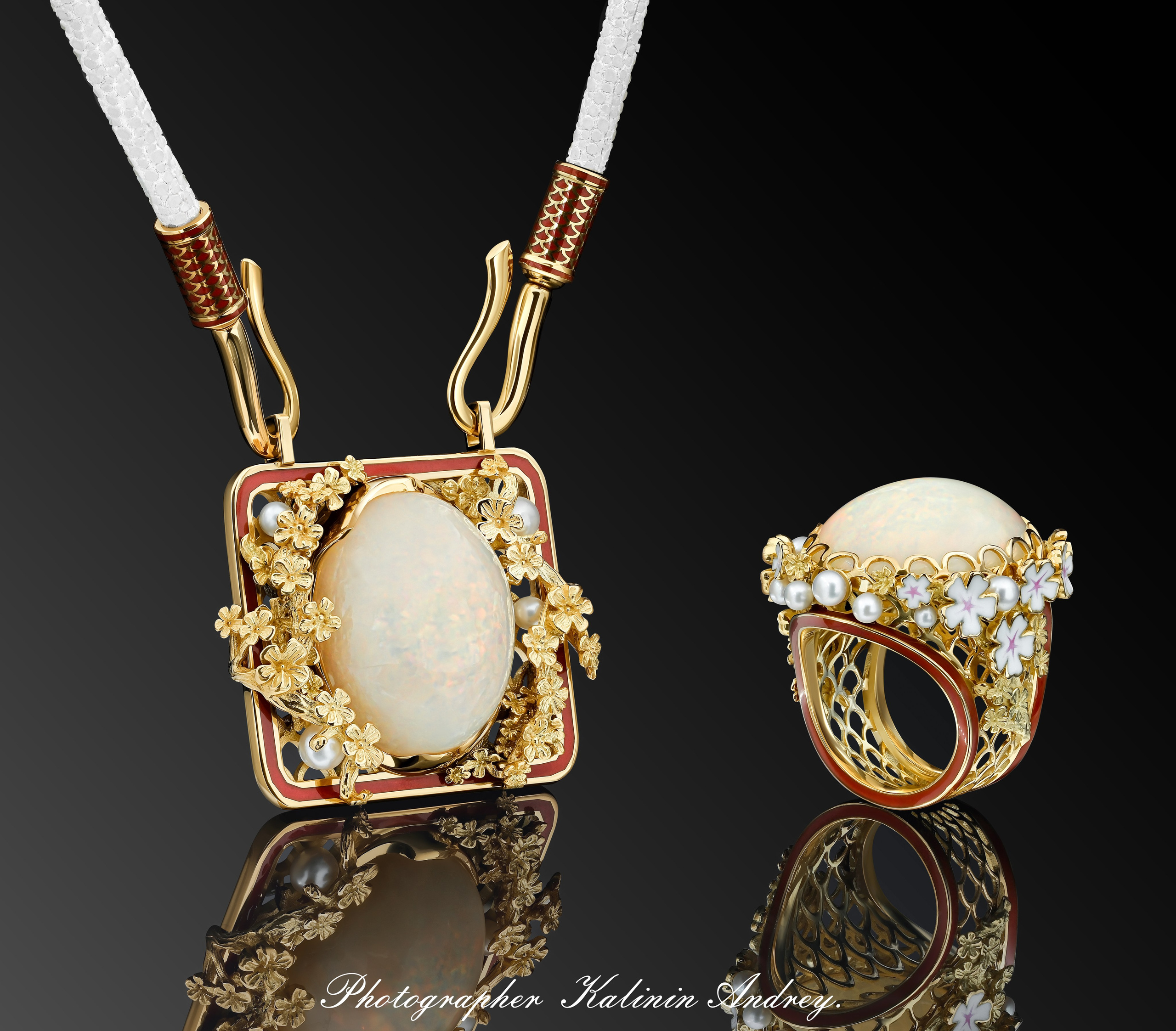 Ретушь фотографии ювелирных изделий драгоценных камней в Москве. Высококачественная профессиональная рекламная фотосъёмка ювелирных украшений, драгоценных камней в Москве. Обучение, консультация