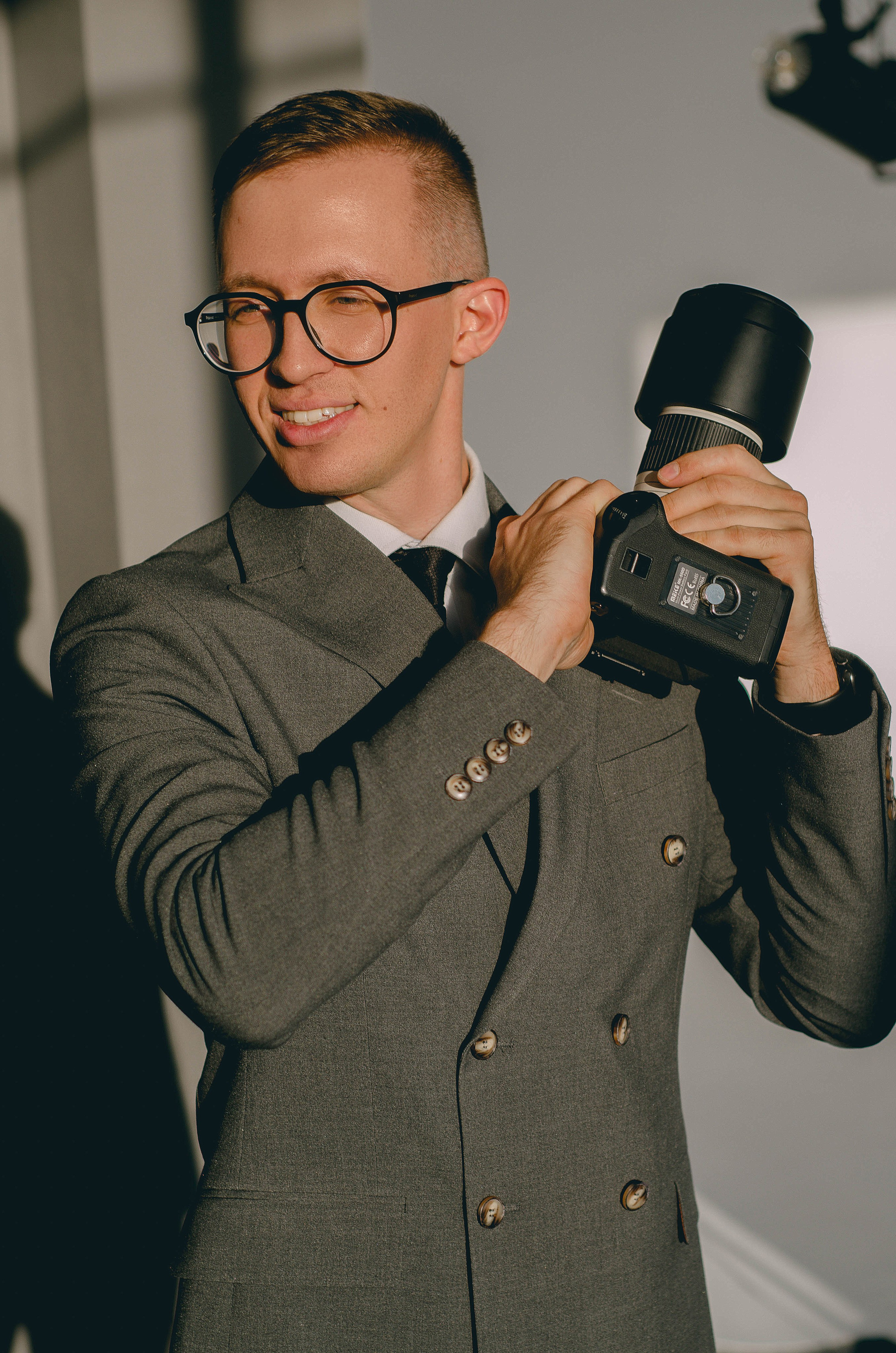 Контакты. Фотограф Александр Бигари