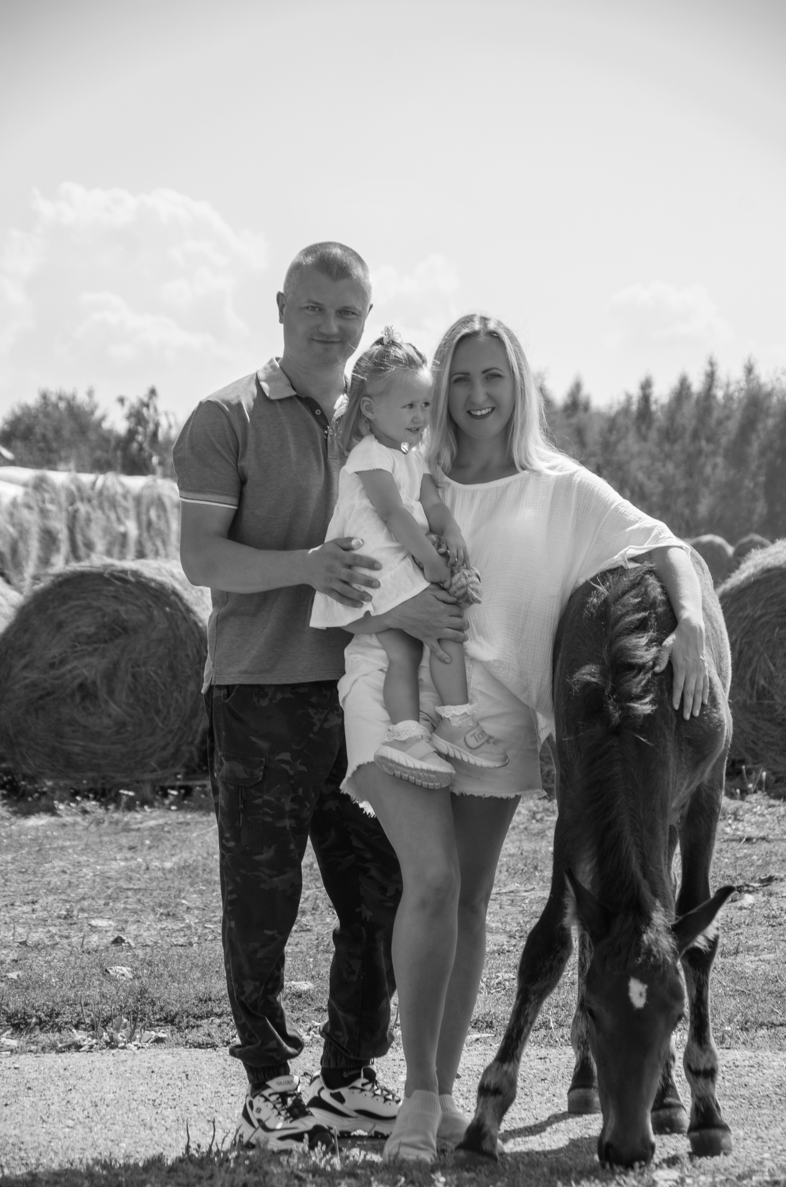 Контакты. Фотограф Марина Доглядная Челябинск фотосессии с лошадьми, мотоциклами