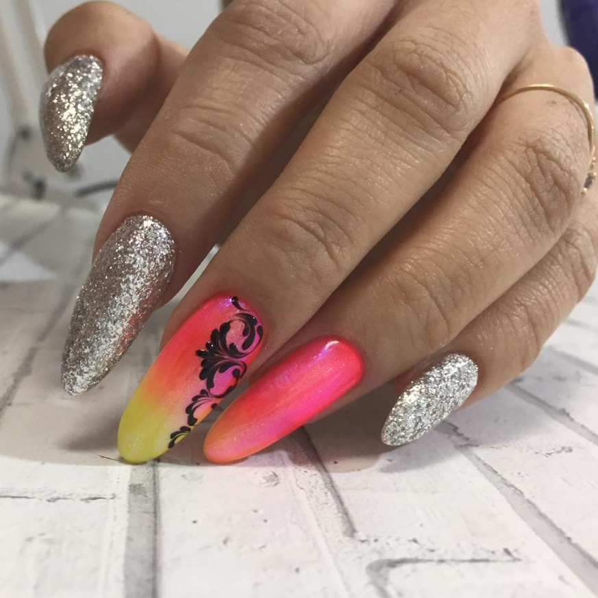 Курсы дизайна ногтей в Томске. Курсы маникюра и наращивания ресниц в Томске