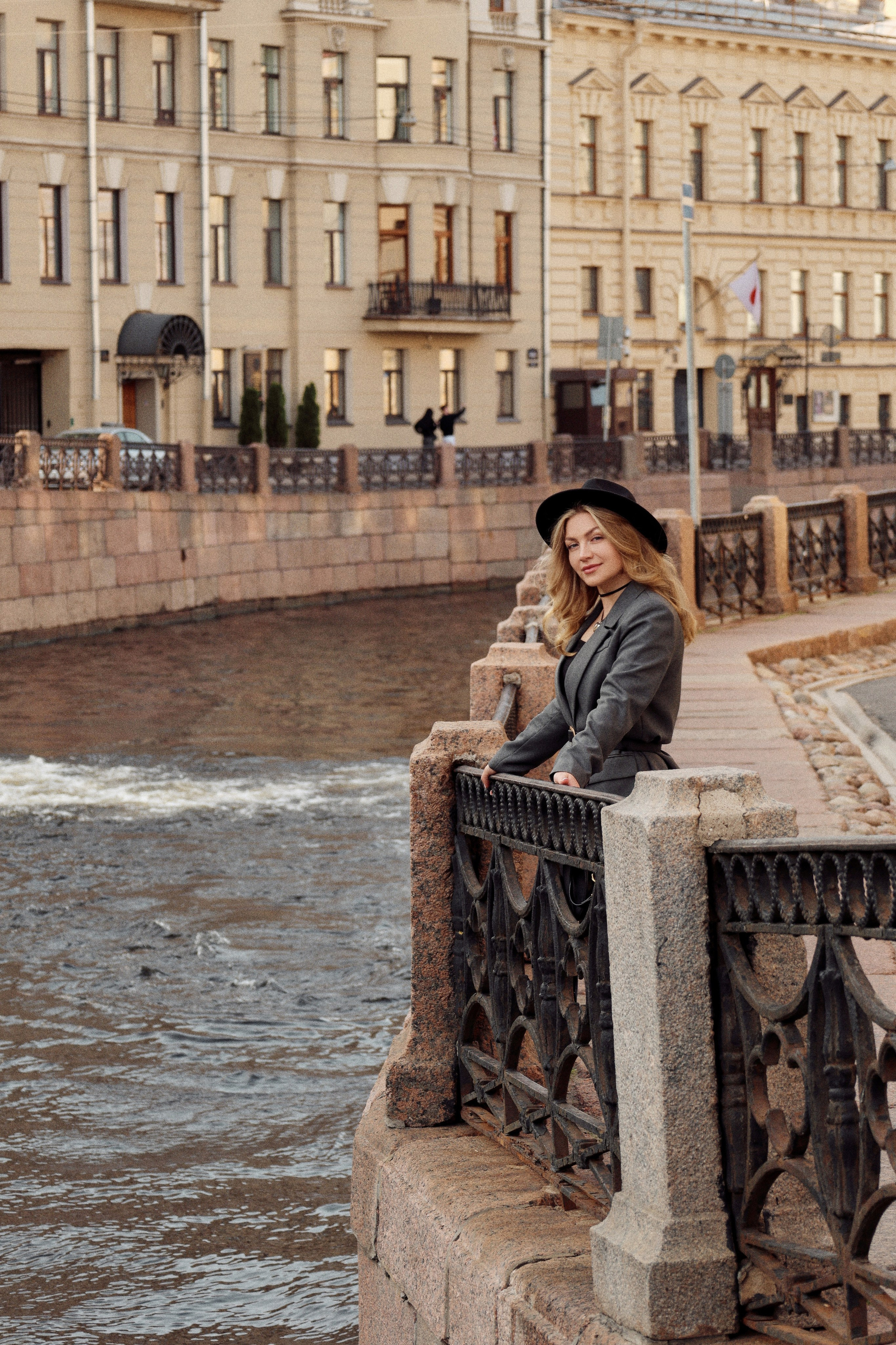 Прогулочная фотосессия по историческим местам Петербурга
