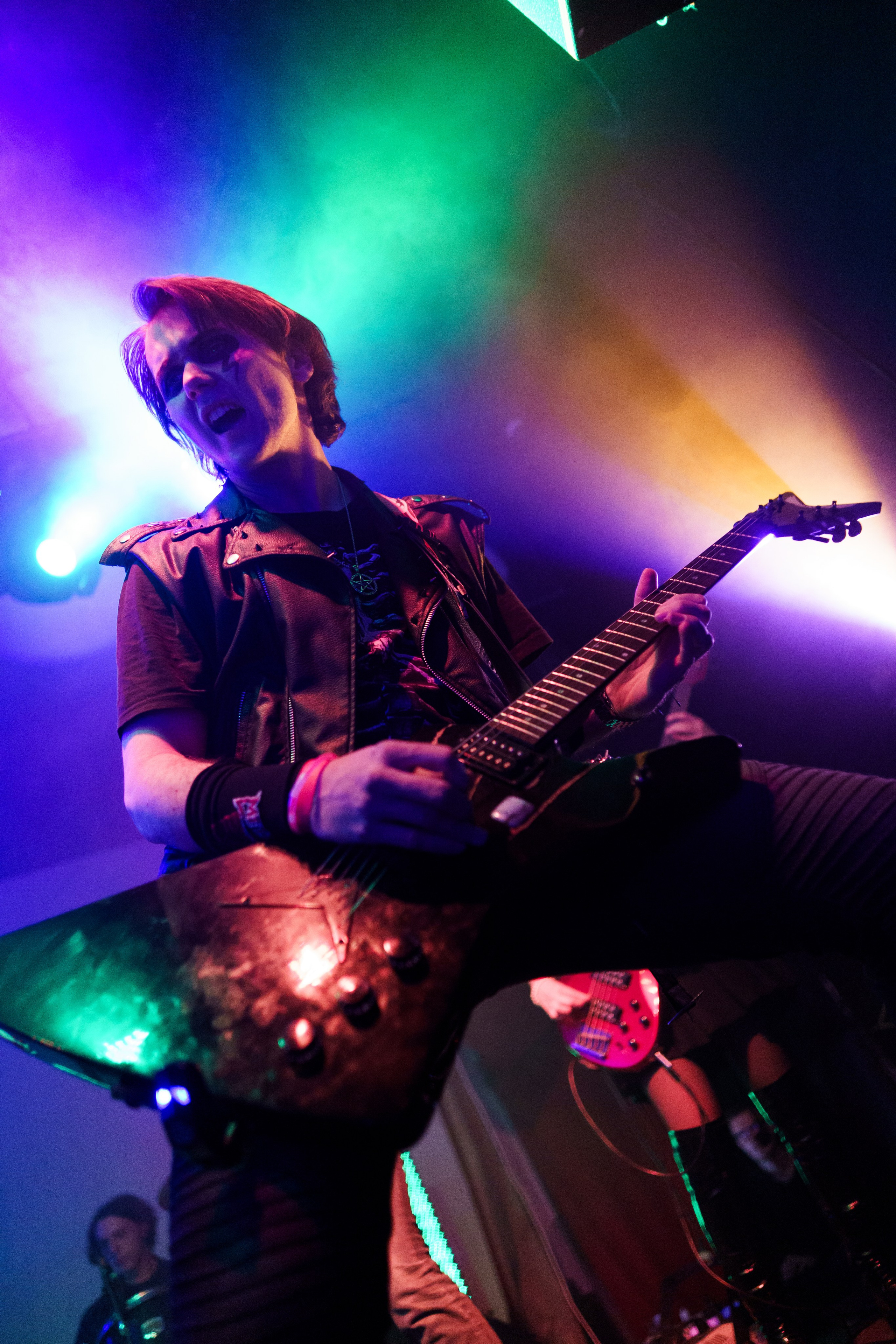 Донеал Скнарь — концертный фотограф