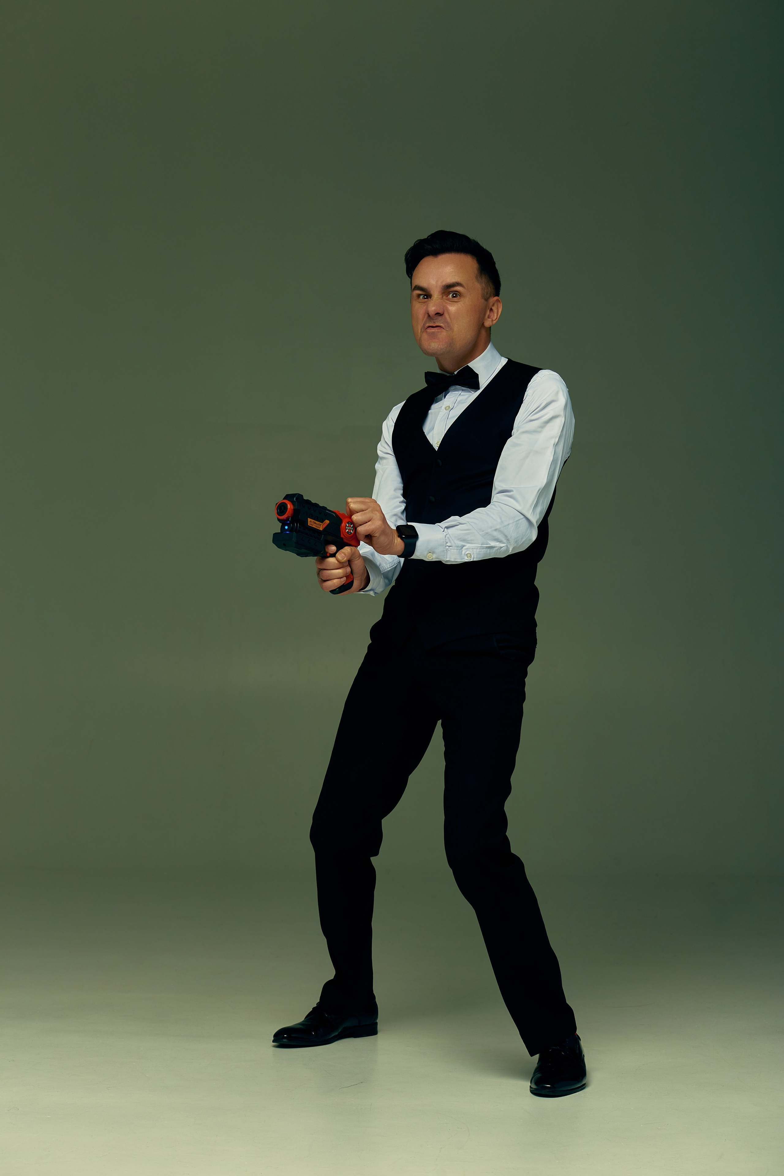 Джим Керри+Джеймс Бонд. Фотограф  Уфа, Москва, Казань, Питер Ильдар Кудабаев