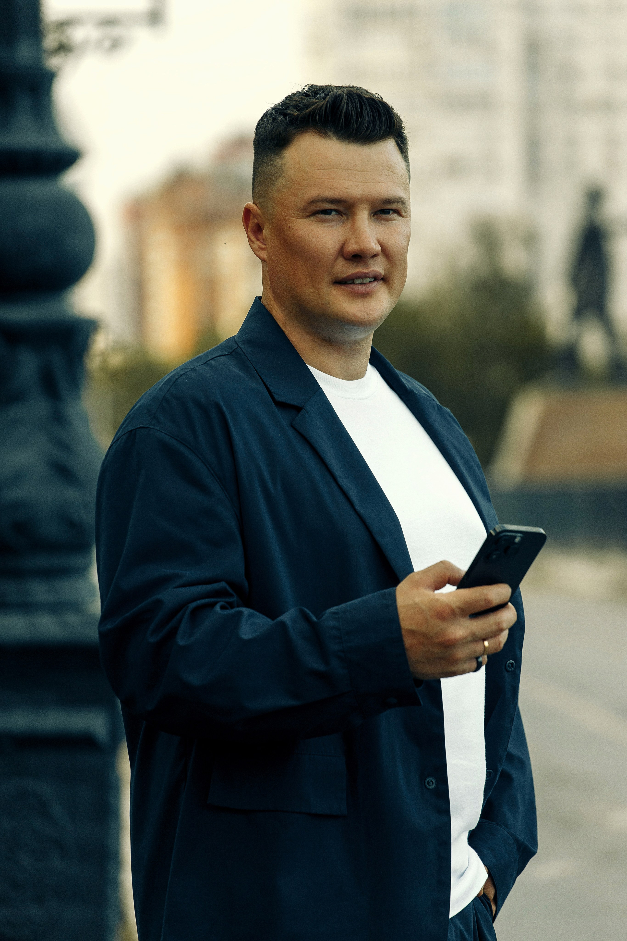 Бизнес портреты. Неформальный стиль. Фотограф  Уфа, Москва, Казань, Питер Ильдар Кудабаев