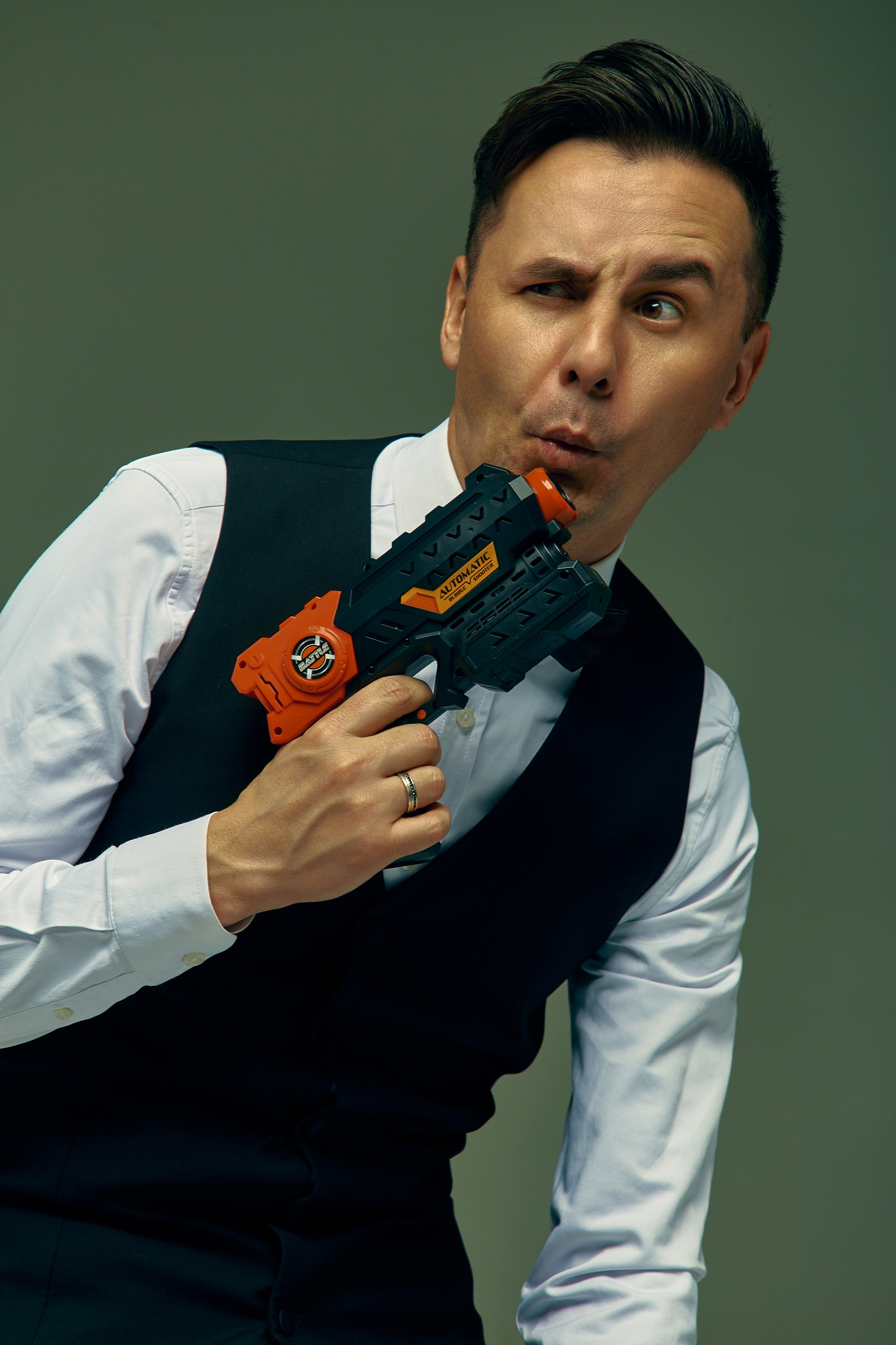 Джим Керри+Джеймс Бонд. Фотограф  Уфа, Москва, Казань, Питер Ильдар Кудабаев