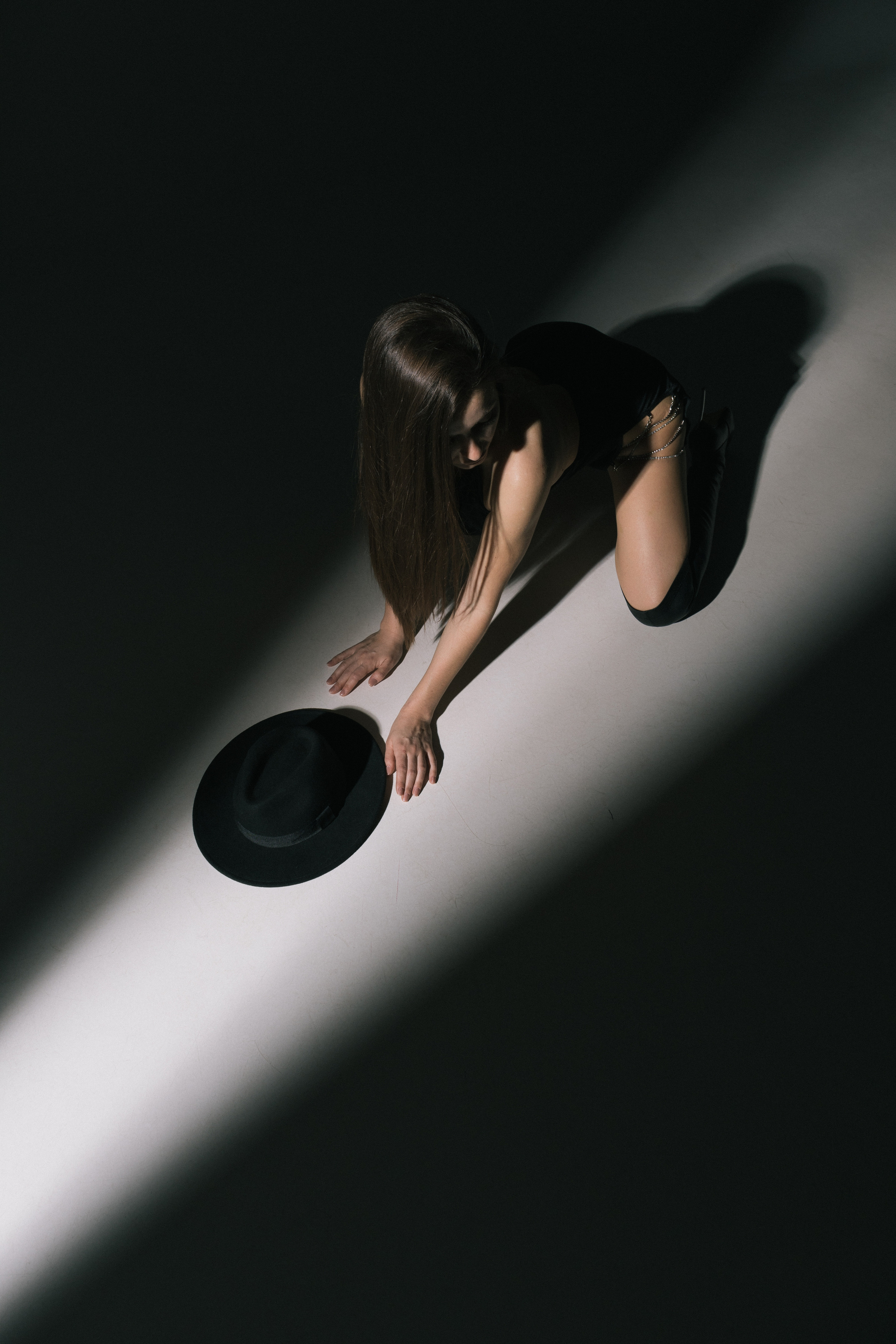 Фотосессия девушки в стильном образе. Фотограф в Ростове-на-Дону Игорь Апасеев