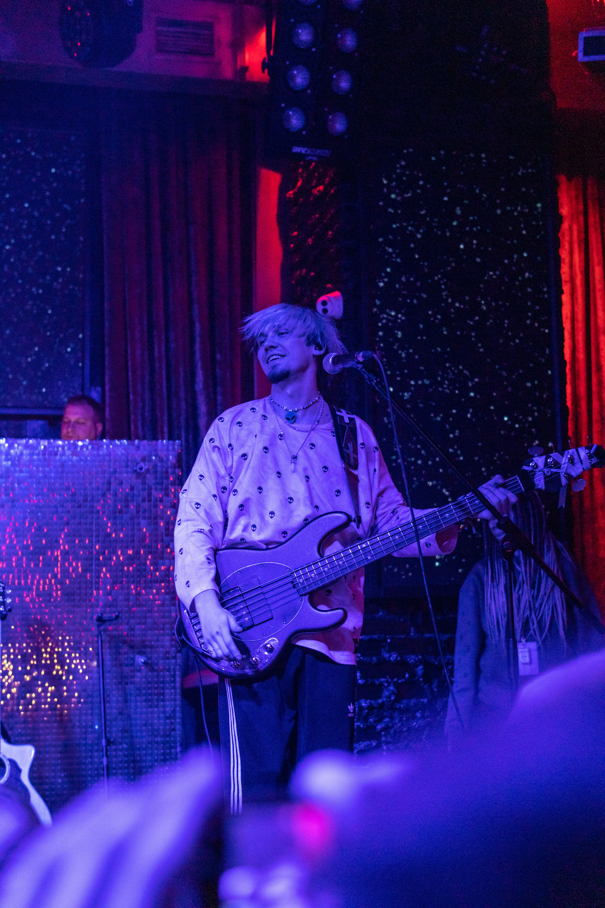 Репортажная съемка концерта группы КОСМОНАВТОВ НЕТ в г. Ростов-на-Дону. Фотограф в Ростове-на-Дону Игорь Апасеев