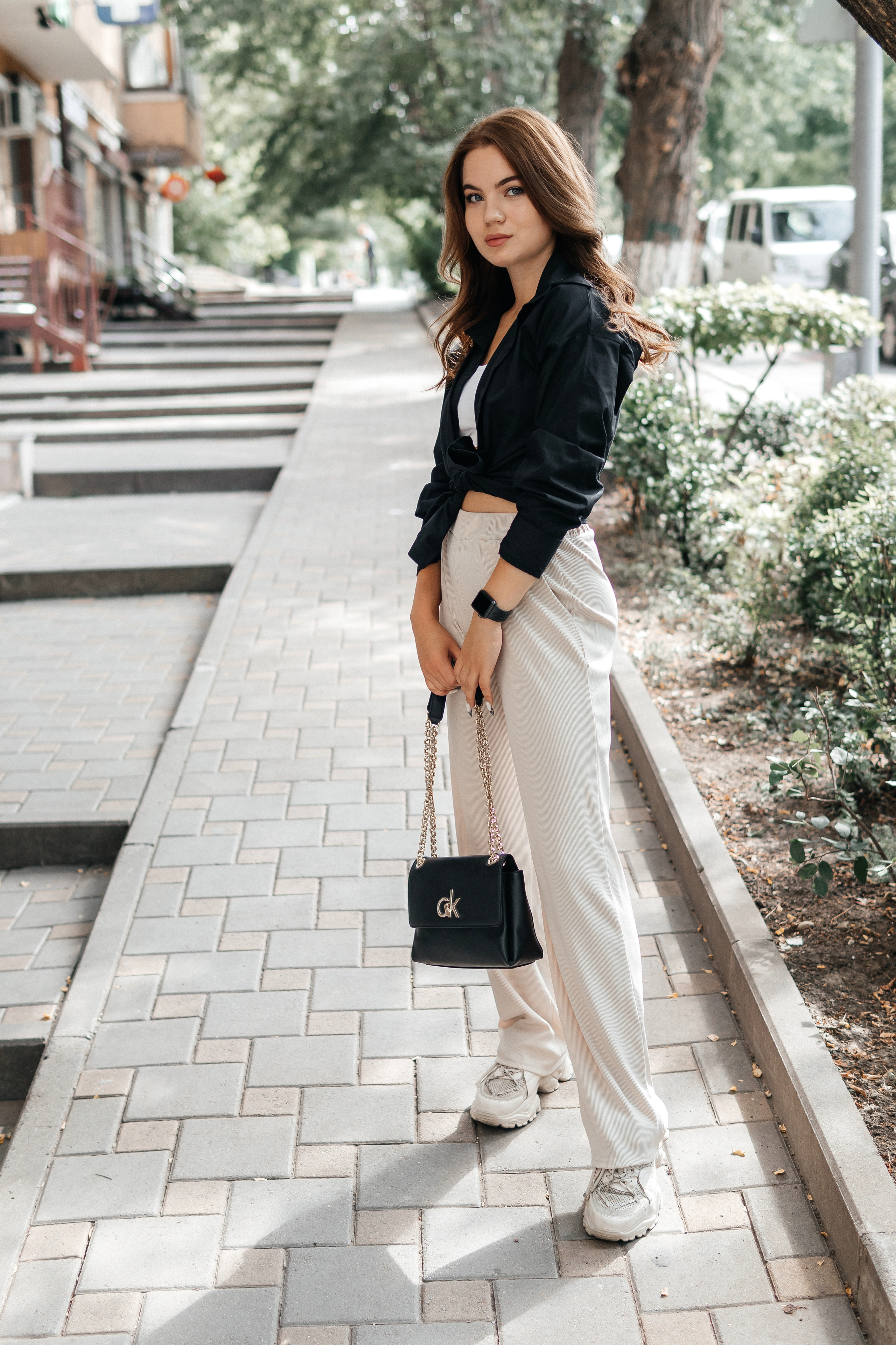 Надя в парке. Фотограф в Ростове-на-Дону Игорь Апасеев