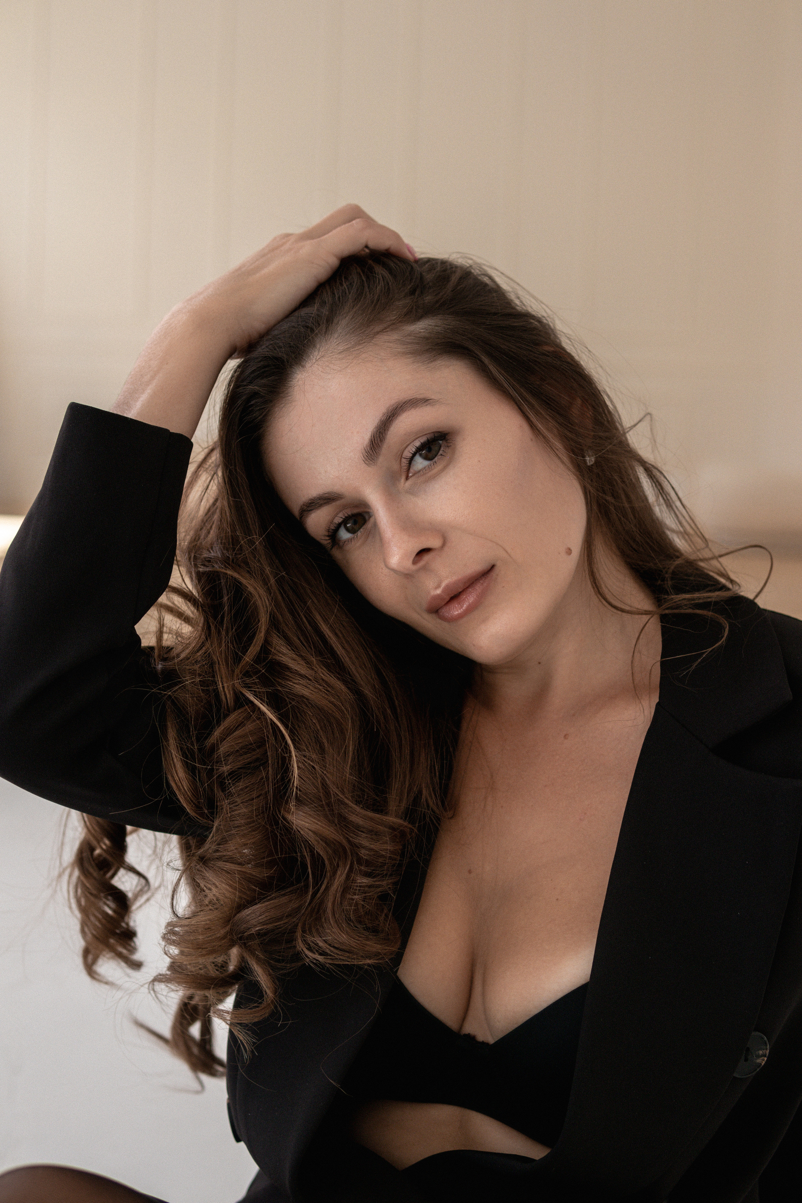 Фотосессия девушки в пиджаке. Фотограф в Ростове-на-Дону Игорь Апасеев