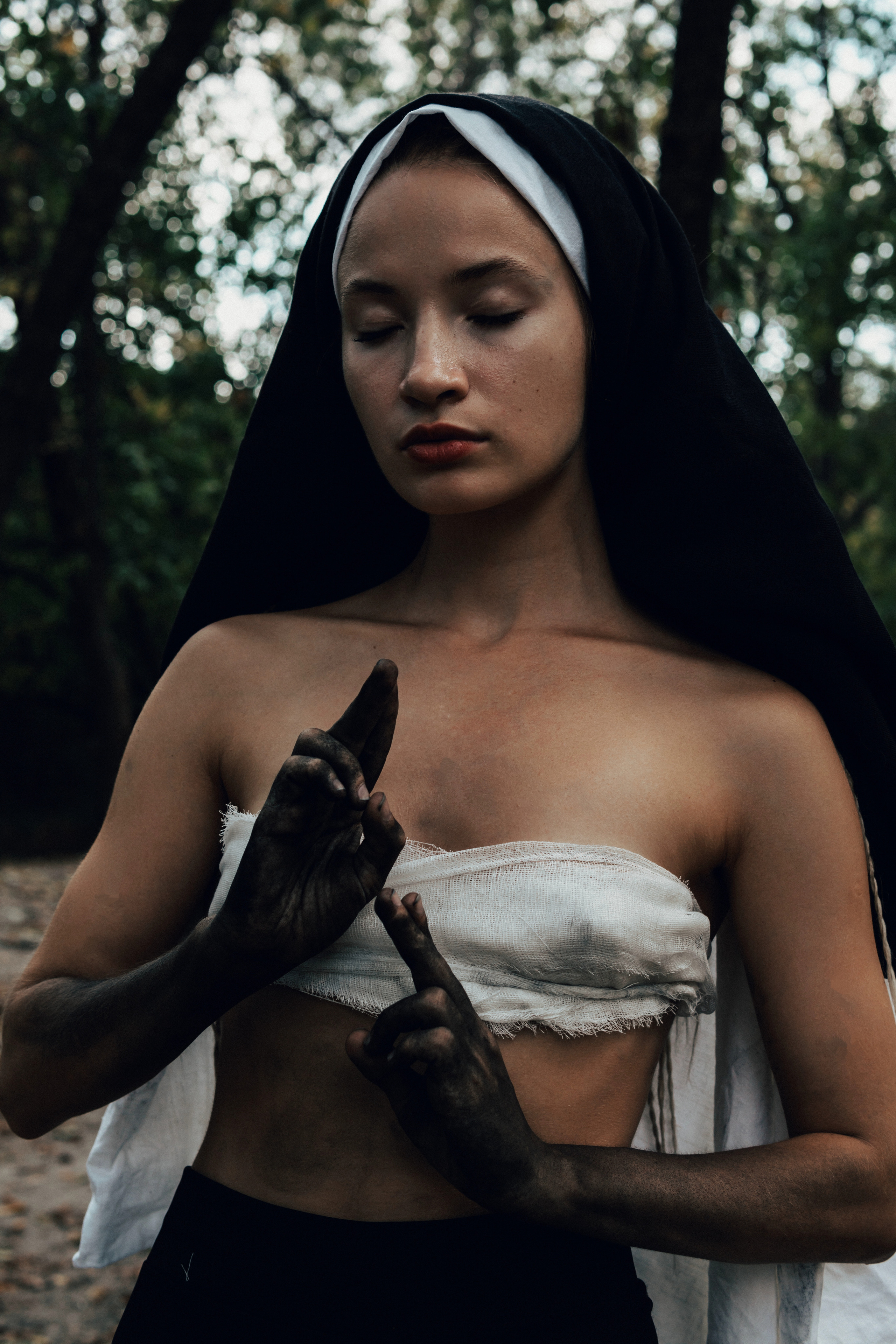 Косплей фотосессия эльфийки и монахини. Фотограф в Ростове-на-Дону Игорь Апасеев