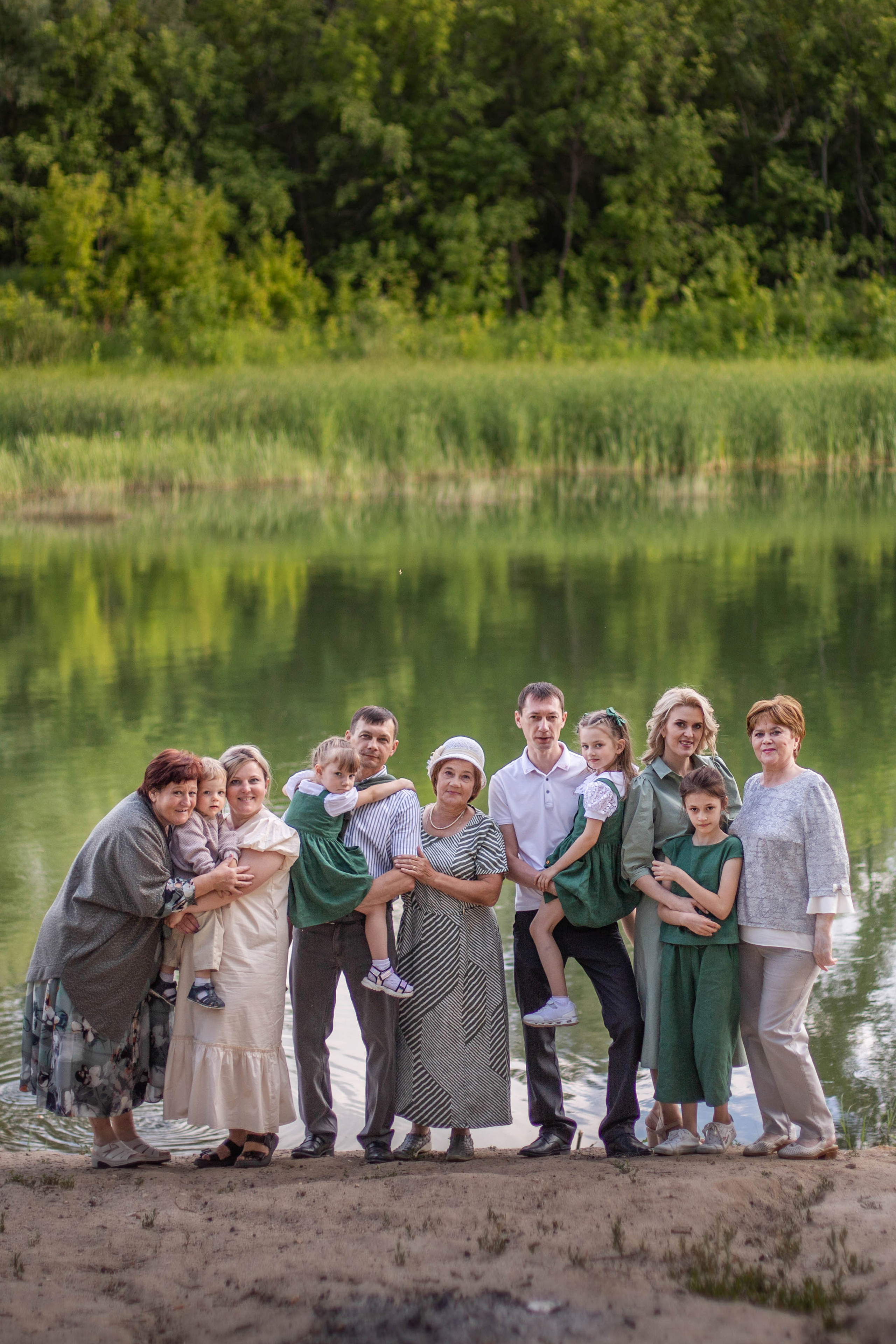 фотосессия больших семей. съемка поколений,