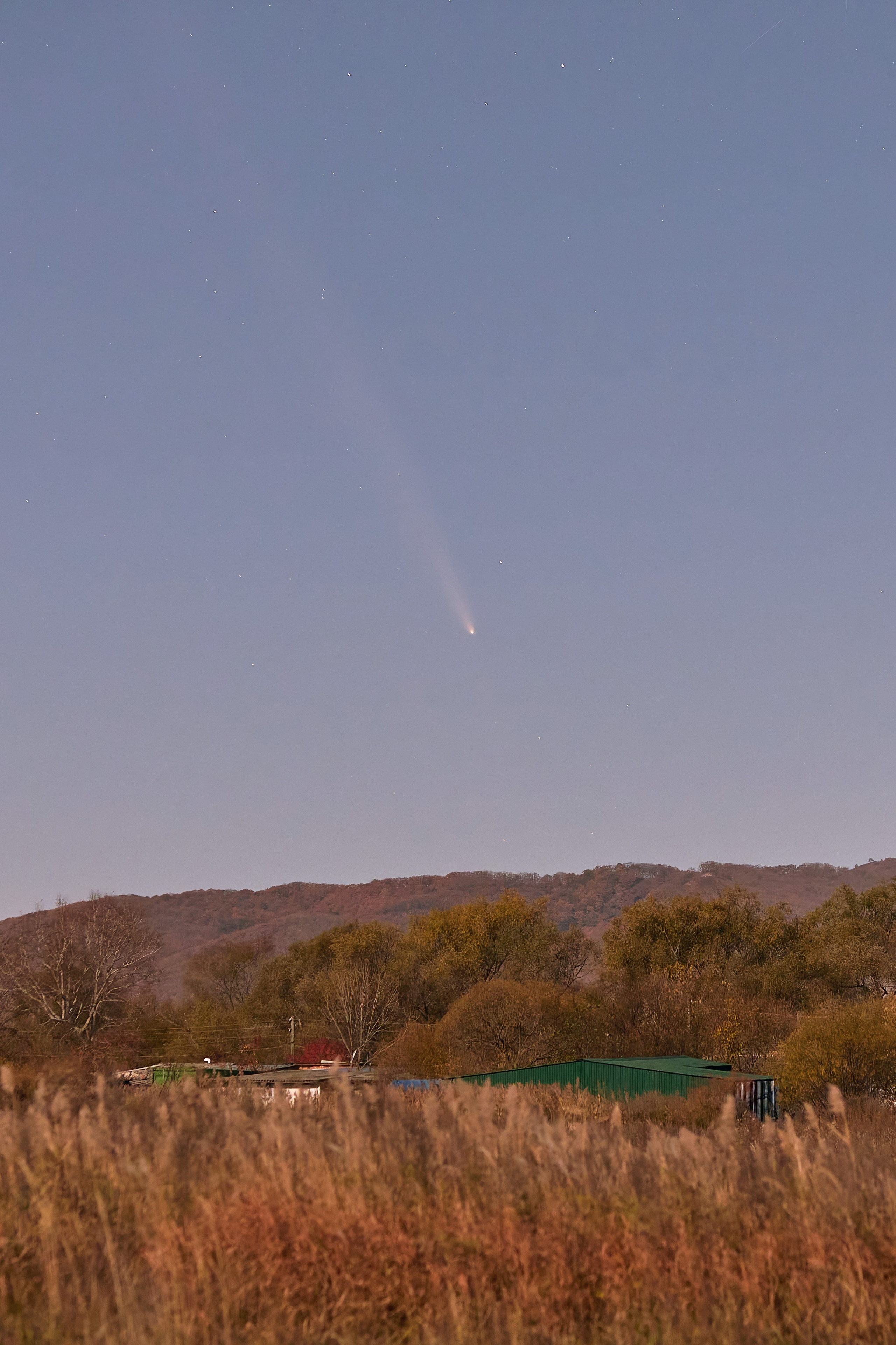 Что использовать для съёмки кометы C/2023 A3 Цзыцзиньшань — ATLAS? Советы от астрофотографа из Приморья и примеры готовых кадров