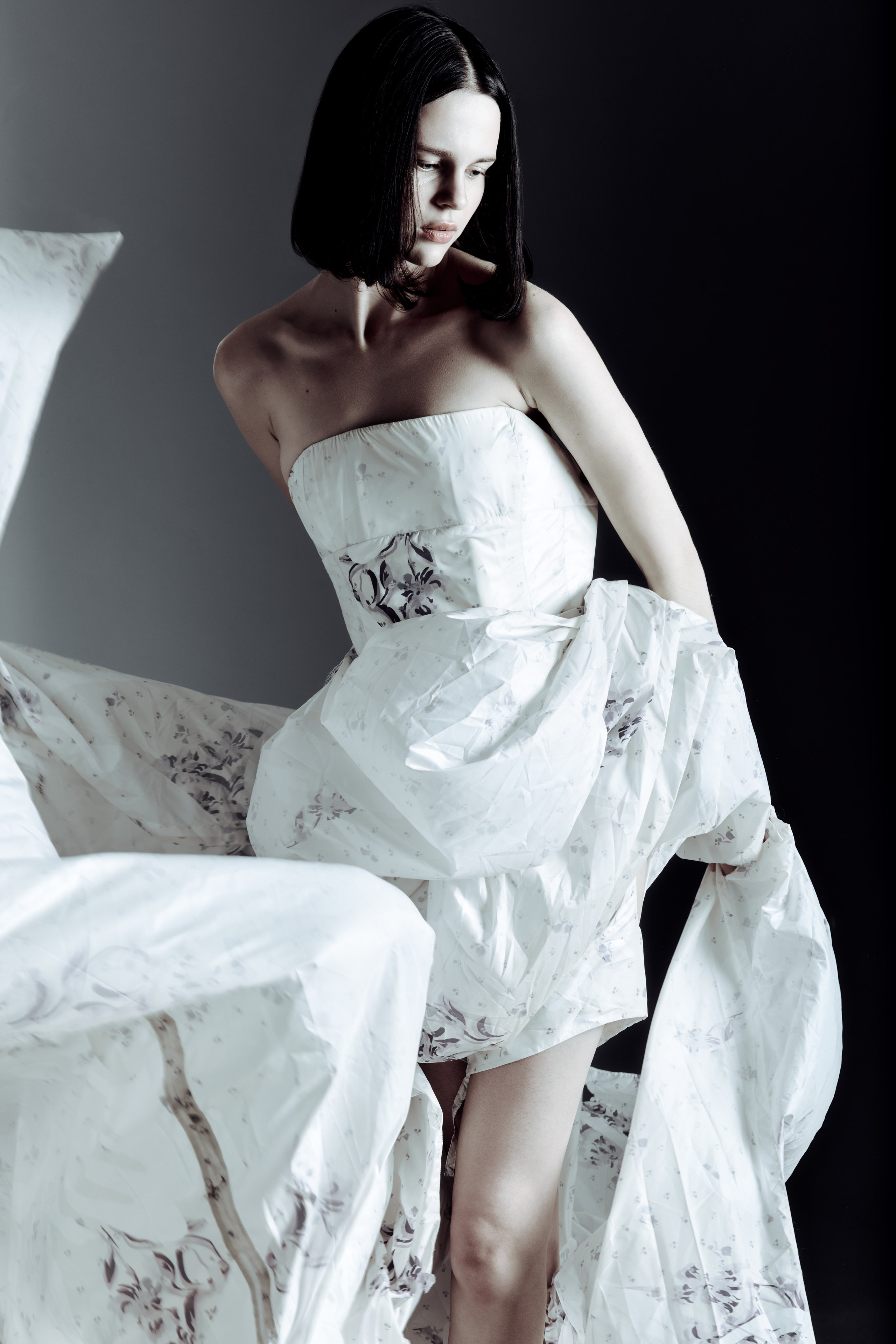 FASHION. PROFESSIONAL RETOUCHING SERVICE