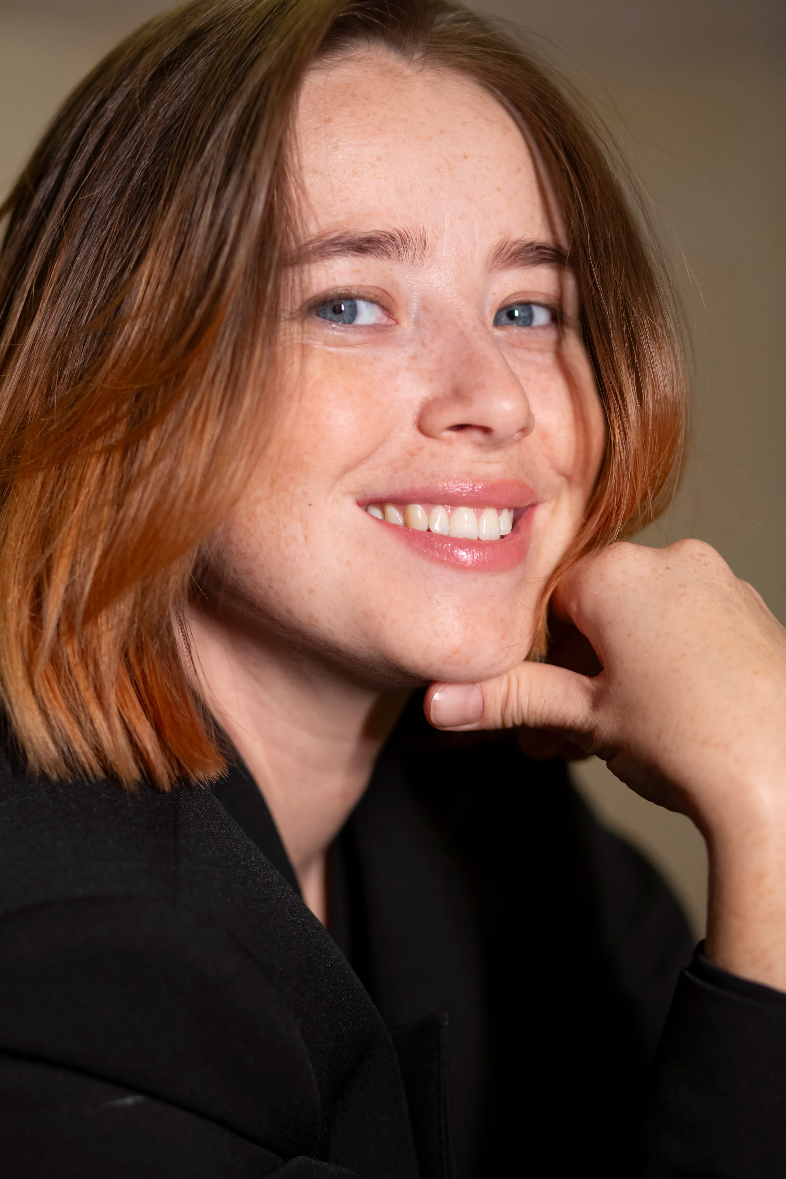 Контакты. Фототерапевт и индивидуальный фотограф в Москве