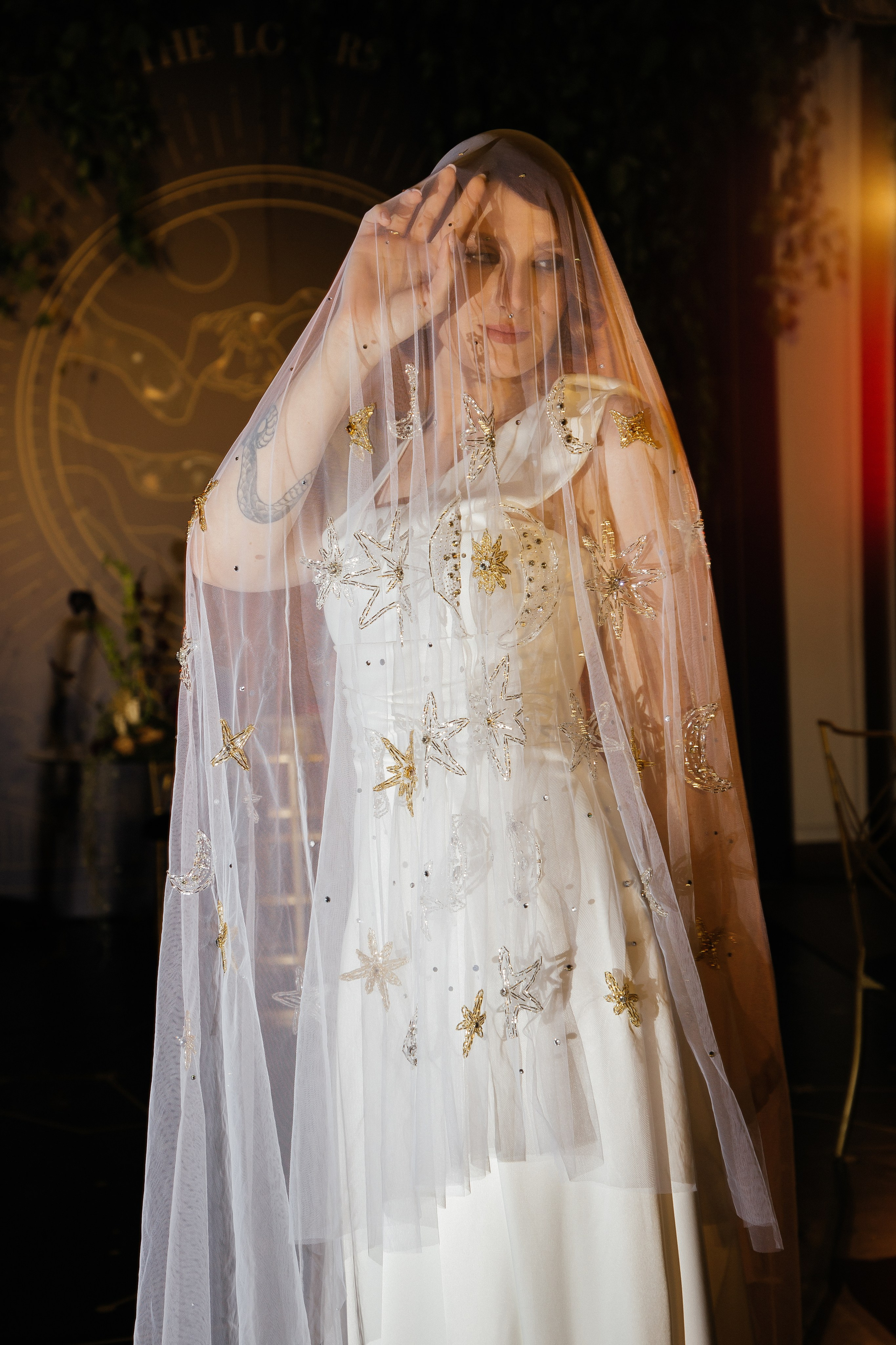 невеста в фате