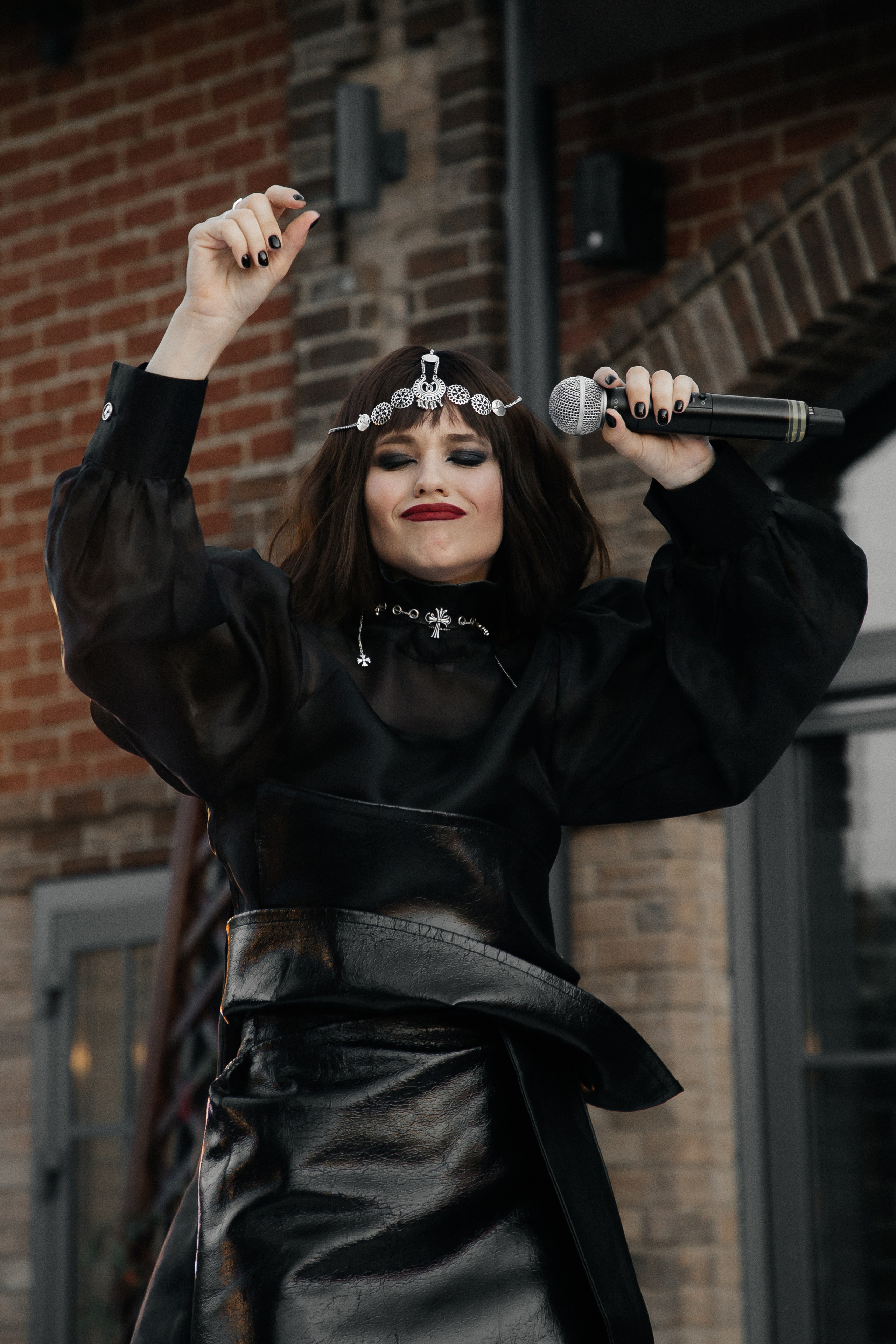 певица на свадьбе