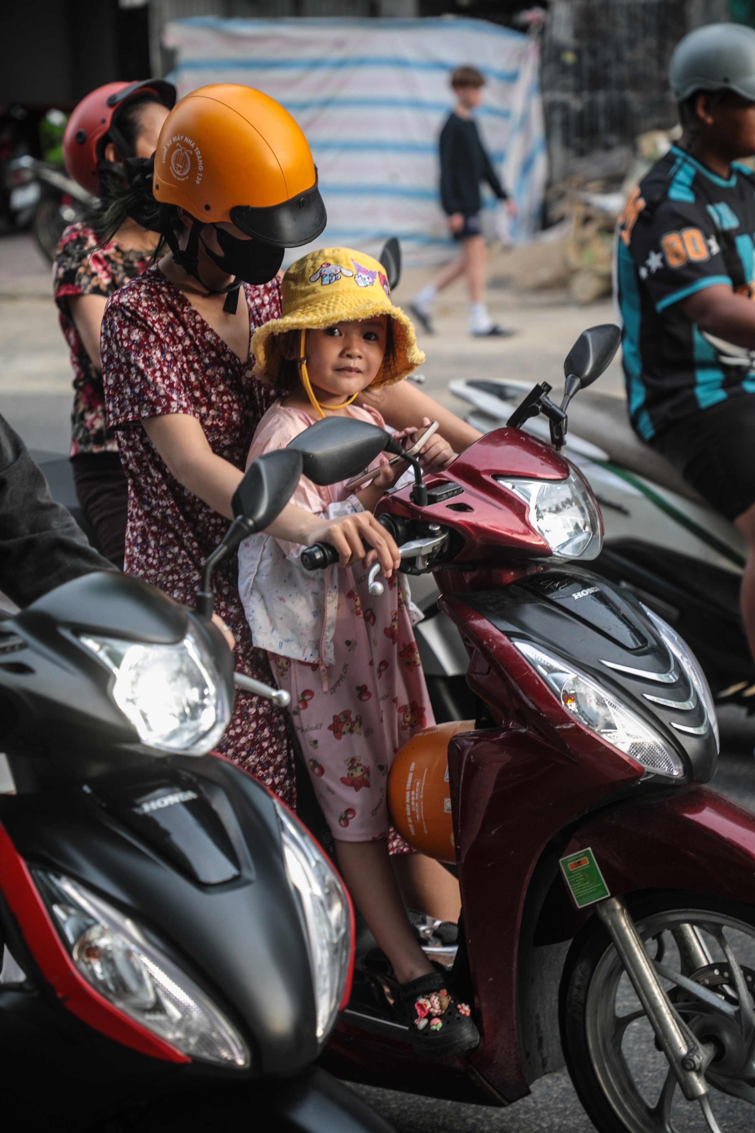 Фотограф Юлия Сухолуцкая. Организация фотовыставок в Петербурге и Москве, MFamilia (МФамилия)