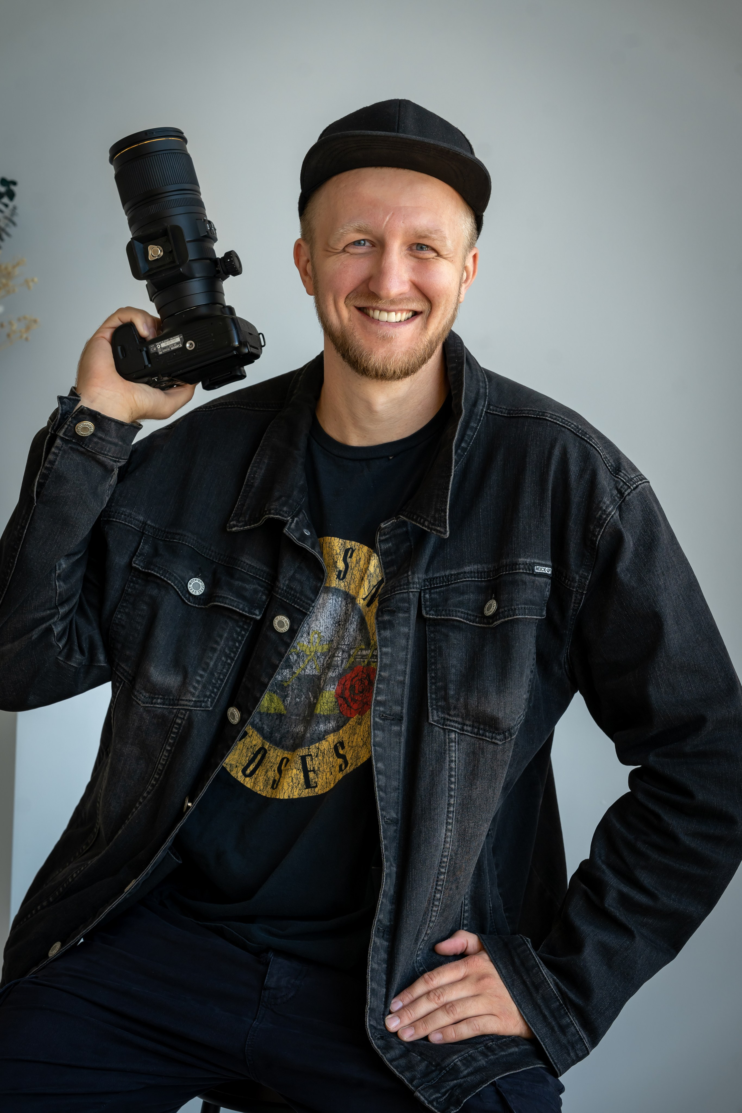 Контакты. Фото и видео в Москве Клим Воробьев