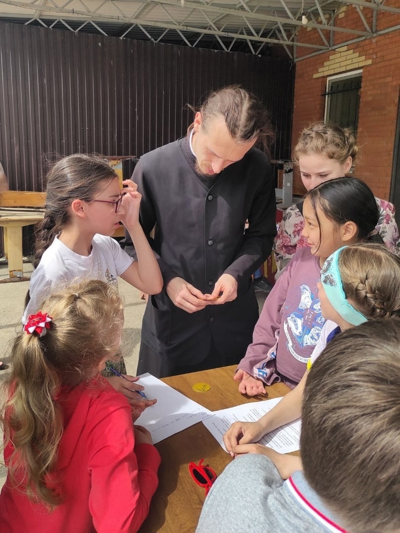 В Георгиевском храме прошел межприходской пасхальный квест. Северное благочиние Саратовской епархии