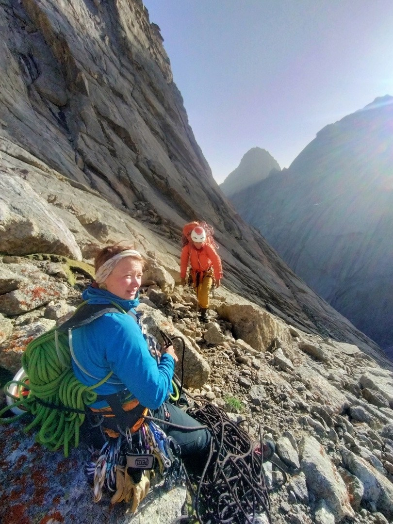 Short-list «Стального Ангела-2023». Каравшин, пик Асан, маршрут Горбенко, 5Б. “Steel Angel”: women’s climbing award