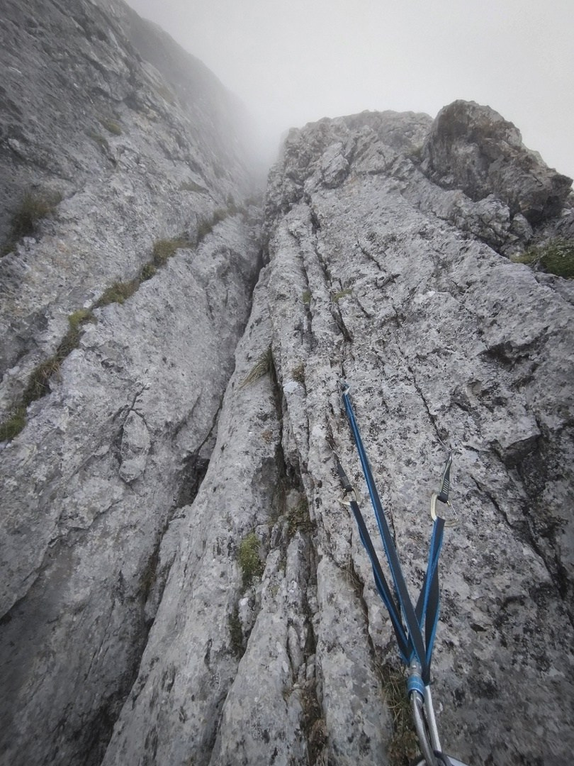 Ася Кукушкина и Даша Ковалева прошли маршрут Горина 5А на Цей-Лоам. “Steel Angel”: women’s climbing award