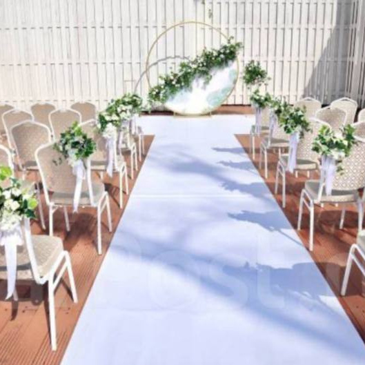 Мебель в аренду. Сауна с джакузи, водопадом, большим и теплым бассейном, хаммамом в ClubHouse в