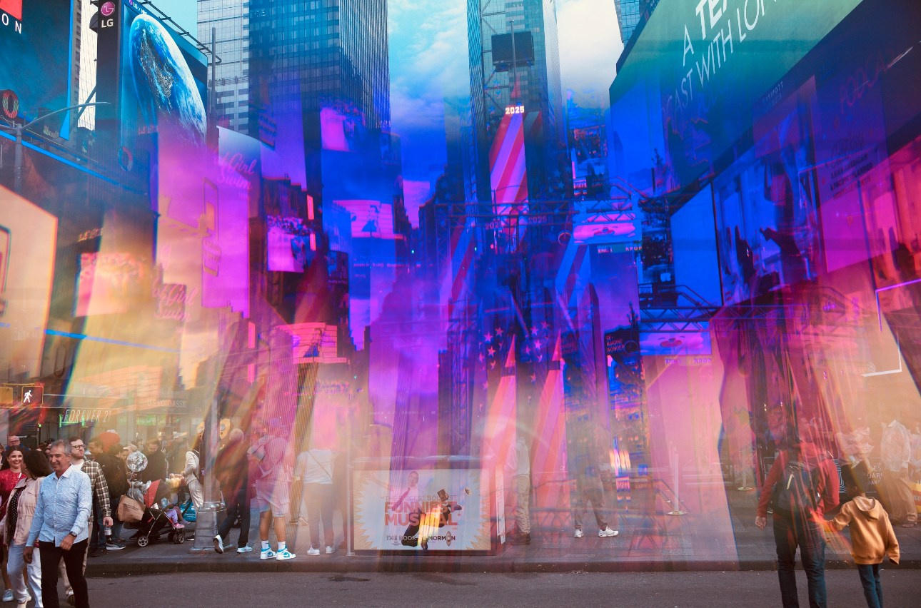 USA DIGITAL. International visual artist