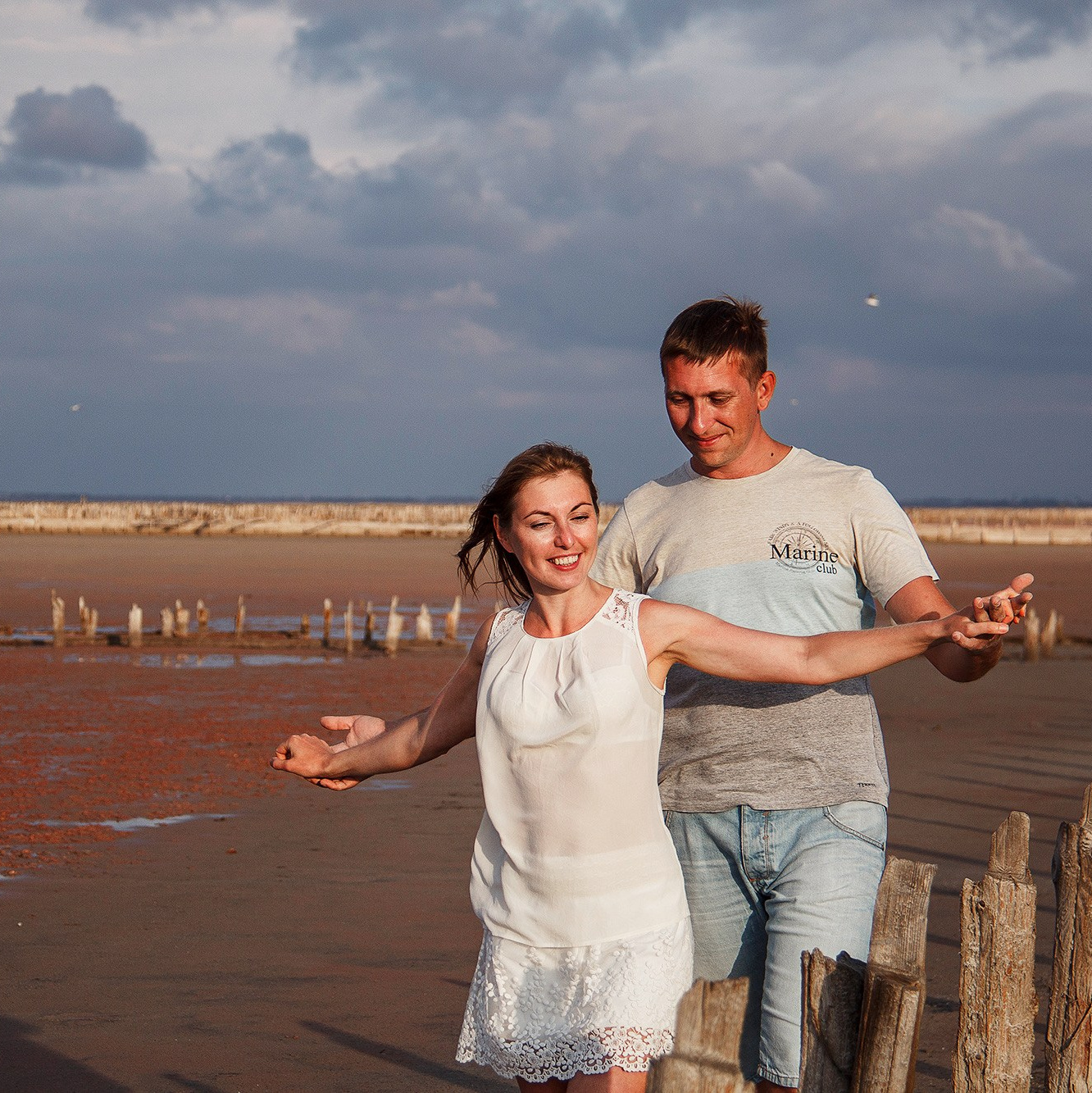 Фотограф Зайцева Надежда в Евпатории и Симферополе. Снимаю большие и маленькие свадьбы, Love story и семьи. Также снимаю бизнес портреты и контент для блога.