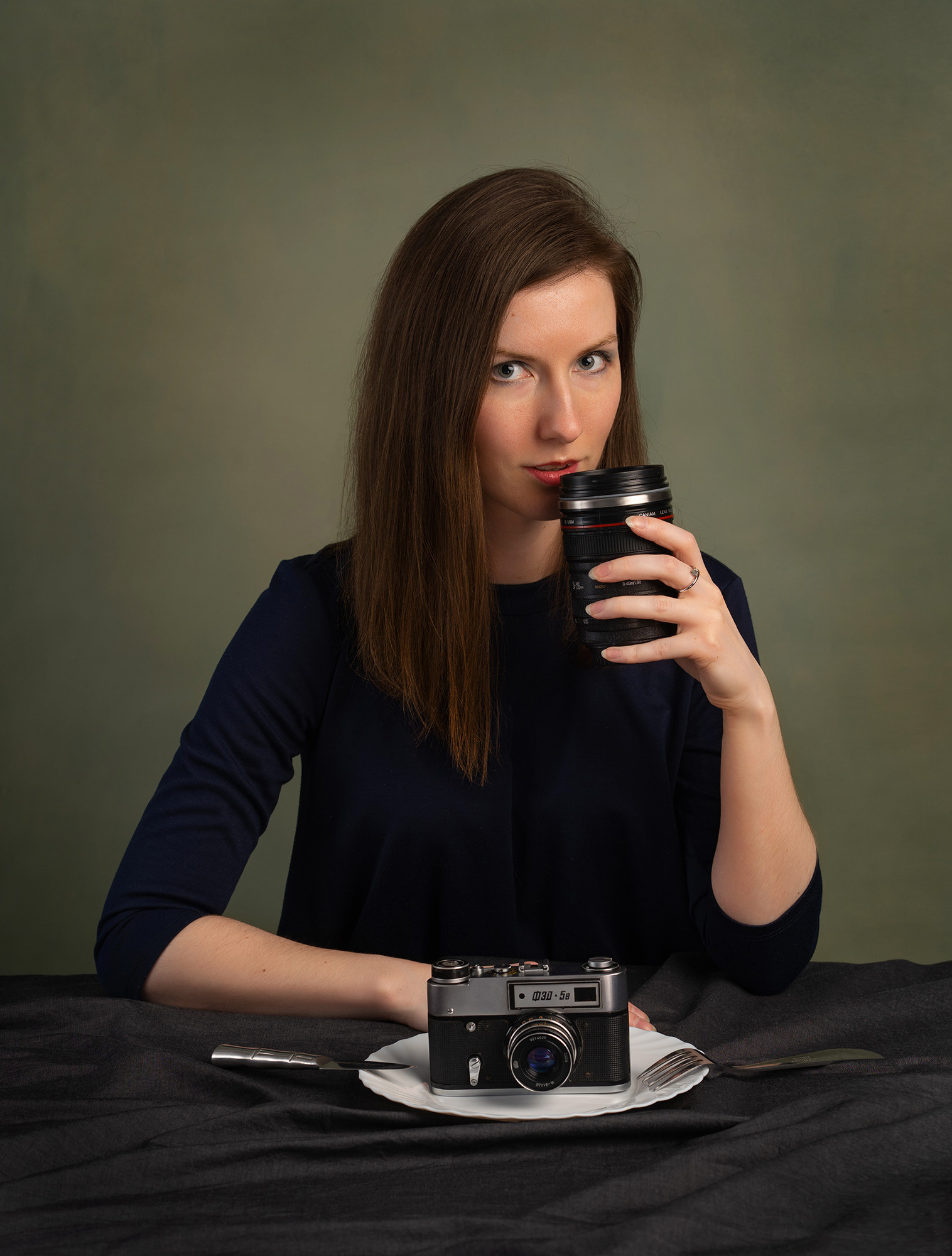 Контакты. Фотограф в Москве Олеся Пухова. Lookbook/catalog, контент для брендов, портрет