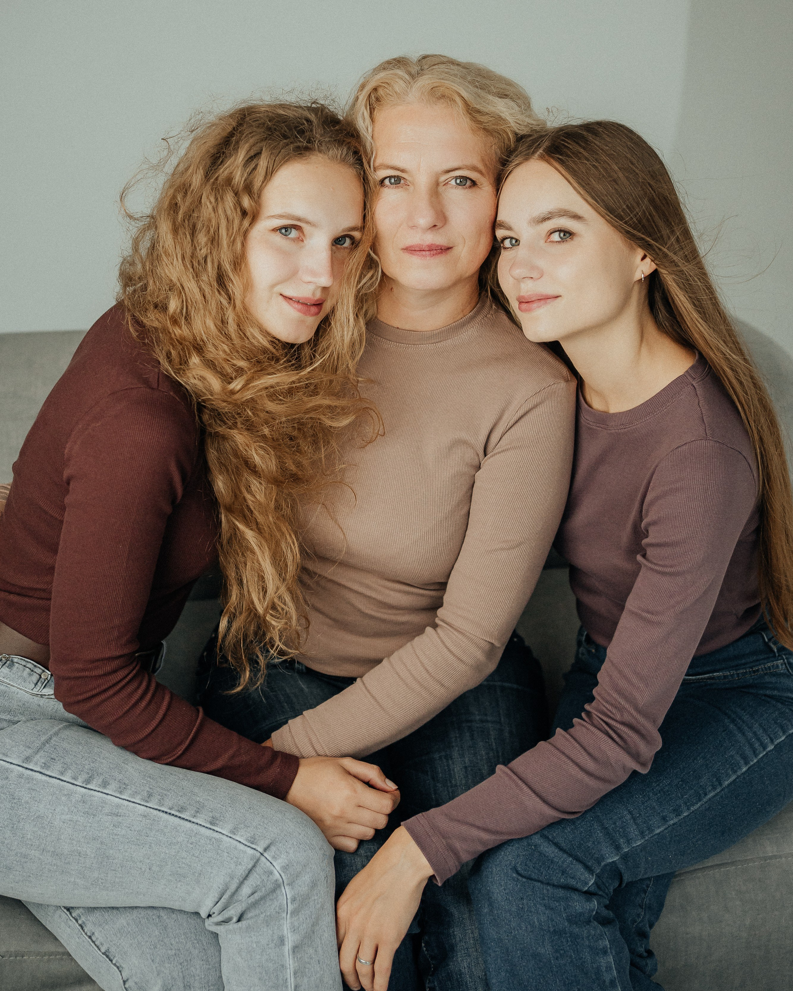 Женский фотограф в Иркутске. Фотографирую людей красиво. Фото-прогулки, семейные истории, фотосессия 50+