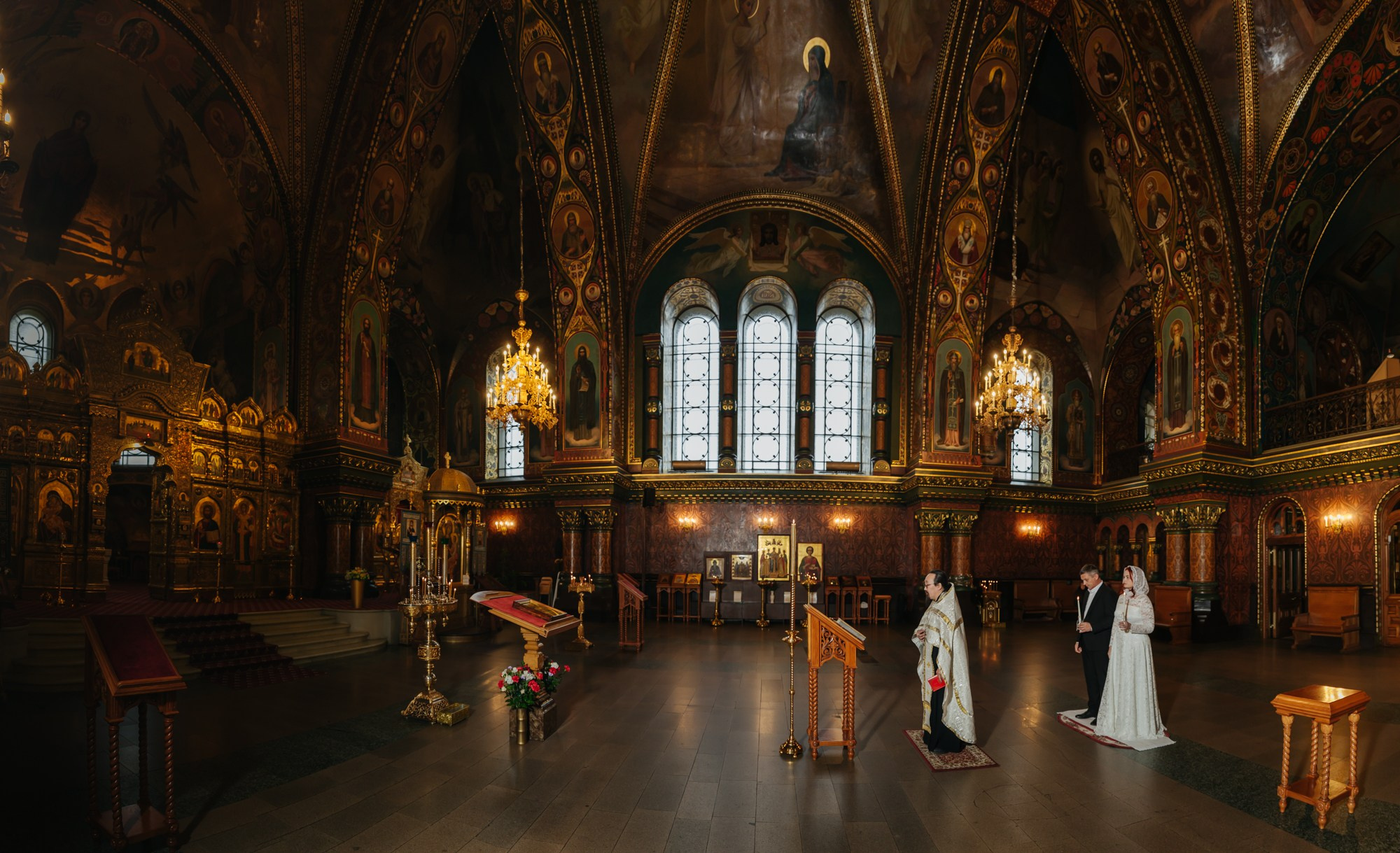 топ лучших храмов для крещения в спб, где покрестить ребенка в санкт петербурге, лучшие храмы для крещения спб, где крестить в спб, сколько стоит крещение питер спб санкт петербург, исаакиевский собор крещение, казанский собор крещение