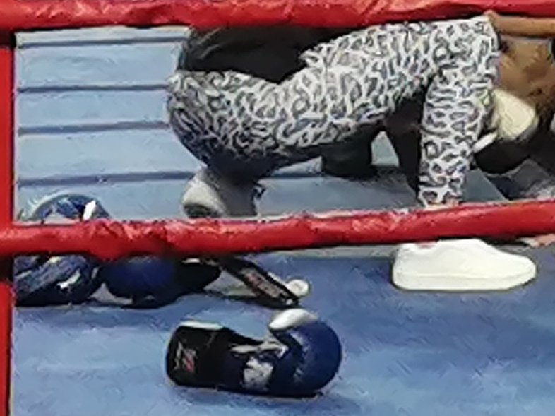 Рисунок телефона. Фотограф Екатерина Веденина