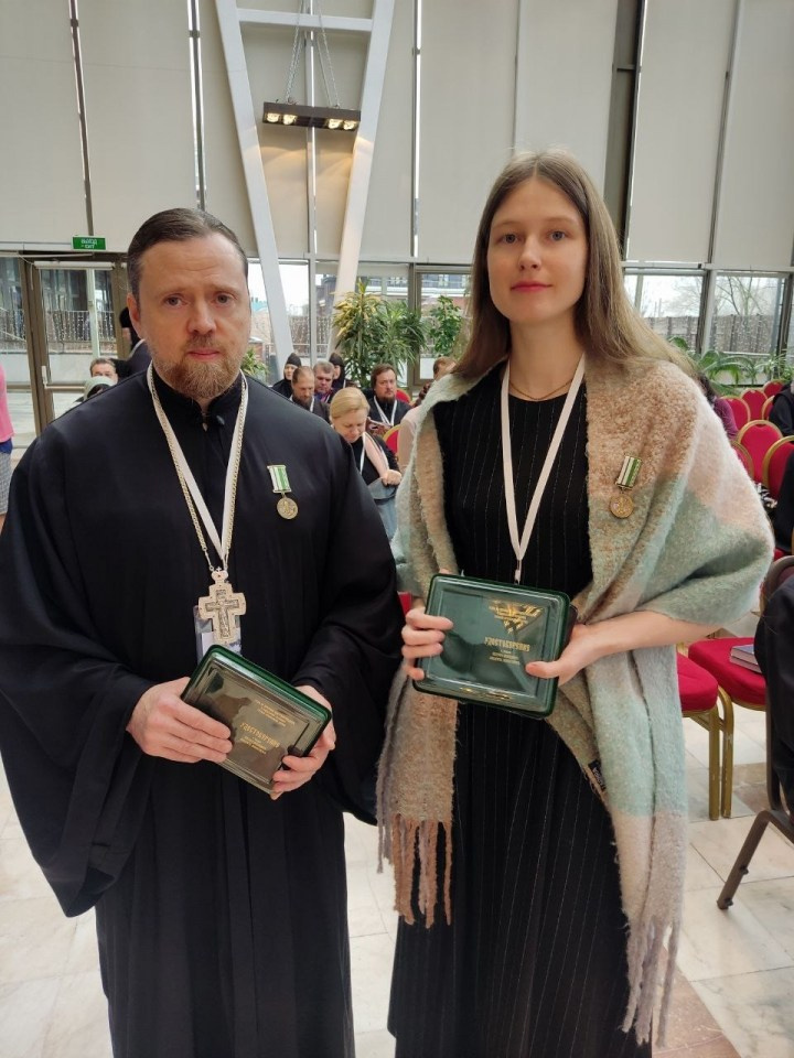 «ХОРОШИМ ЛЮДЯМ» ВРУЧЕНЫ НАГРАДЫ НА ОБЩЕЦЕРКОВНОМ СЪЕЗДЕ В МОСКВЕ. Северное благочиние Саратовской епархии