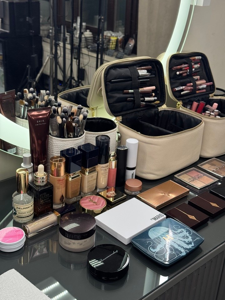 Свадебный визажист и стилист по прическам в Москве