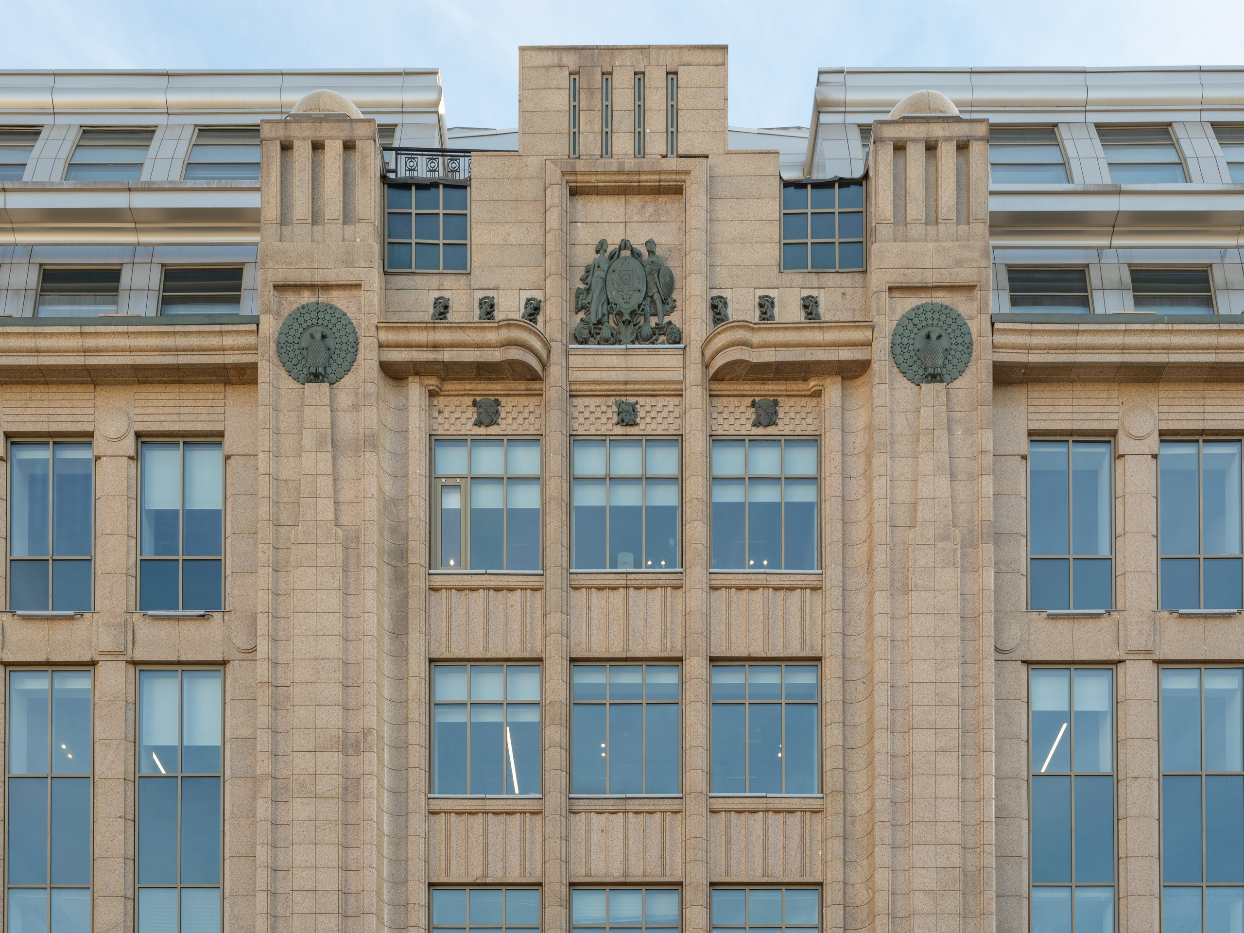 Editorial. Ksenia Inverse visual artist