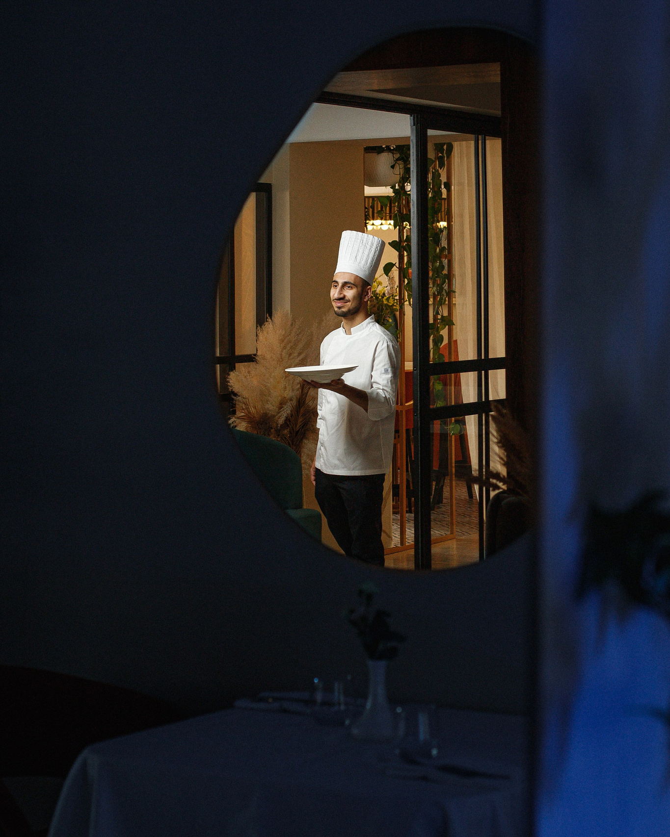 Самый молодой и новый ШЕФ-повар ресторана РЕСНОТА. СВОИ. ФОТООТЧЕТЫ-СОБЫТИЯ-МЕСТА