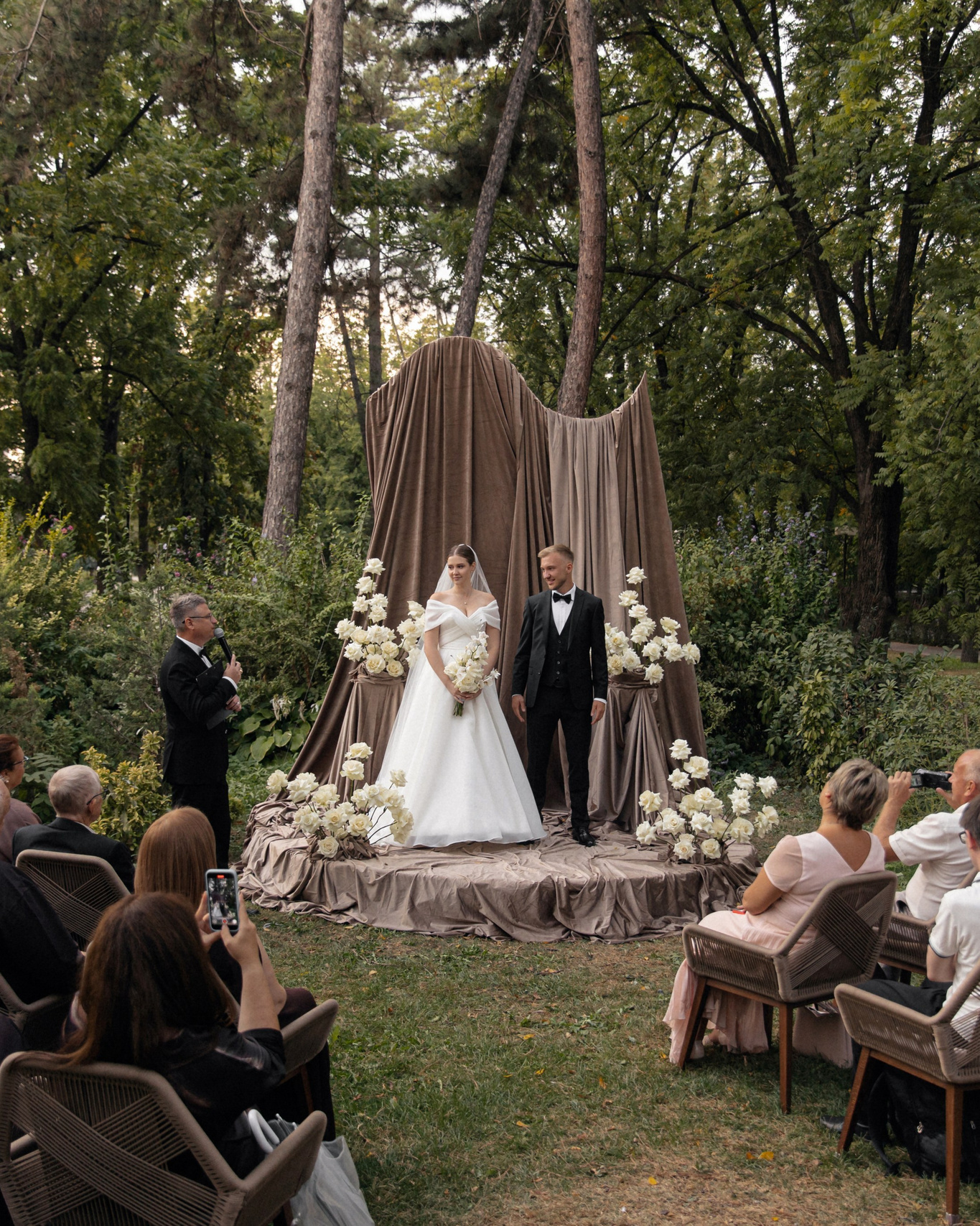 Стоимость свадебной фото- и видеосъемки в городе Краснодар, Ростов, Анапа, Сочи. Свадебный фотограф и видеограф Краснодар, Ростов, Сочи, Новороссийск