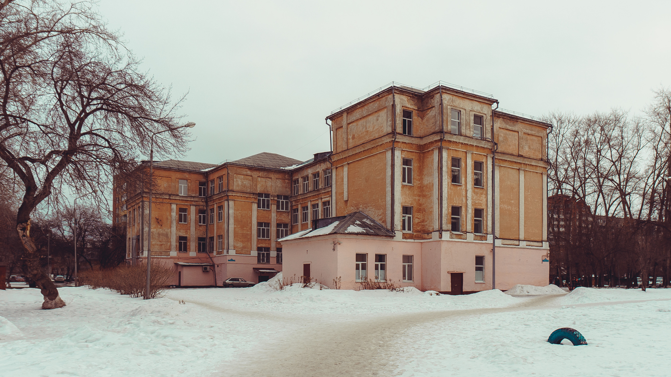 Здание-дворец. История главной достопримечательности Тюменских Сараев