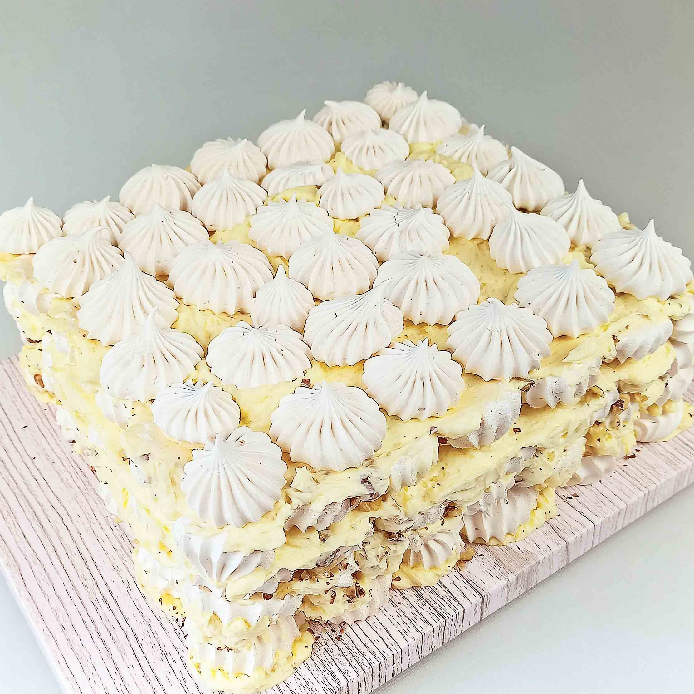 Песочные, слоеные и другие торты. Торты на заказ в Волгограде