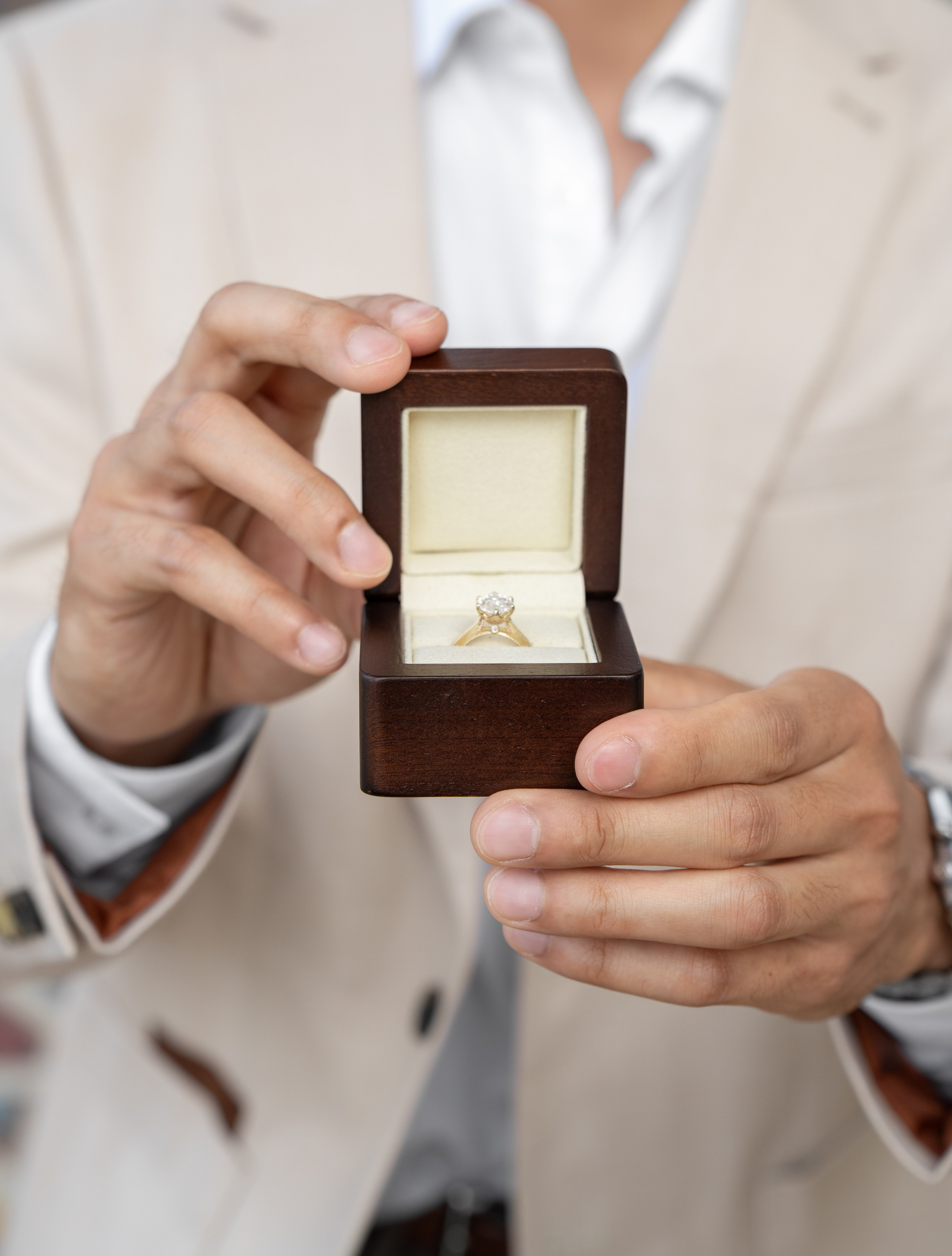 Lake Como Proposal Photographer & Planner | Maria Anistratova