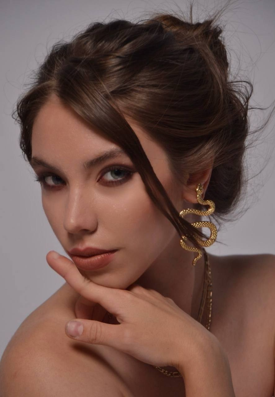 Костюмер, художник кино и телевидения в спб